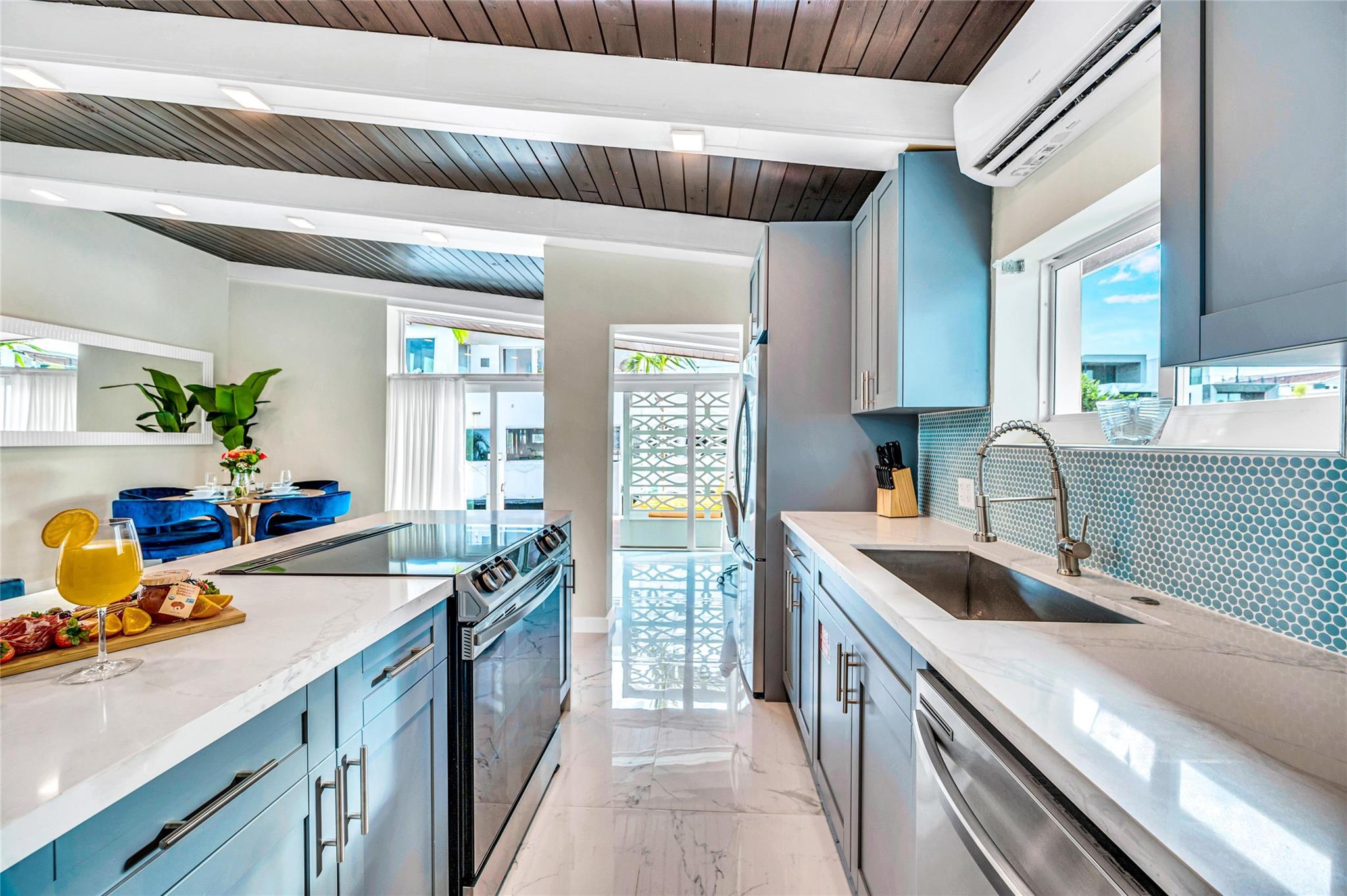 2732 NE 15th Street, Fort Lauderdale, FL 33304