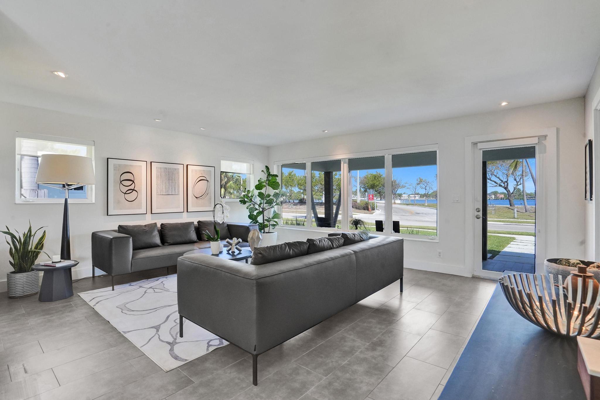 Photo for 800 Polk Street, Hollywood, FL 33019 - Listing #FX-10518579 800 Polk Street, Hollywood, FL 33019