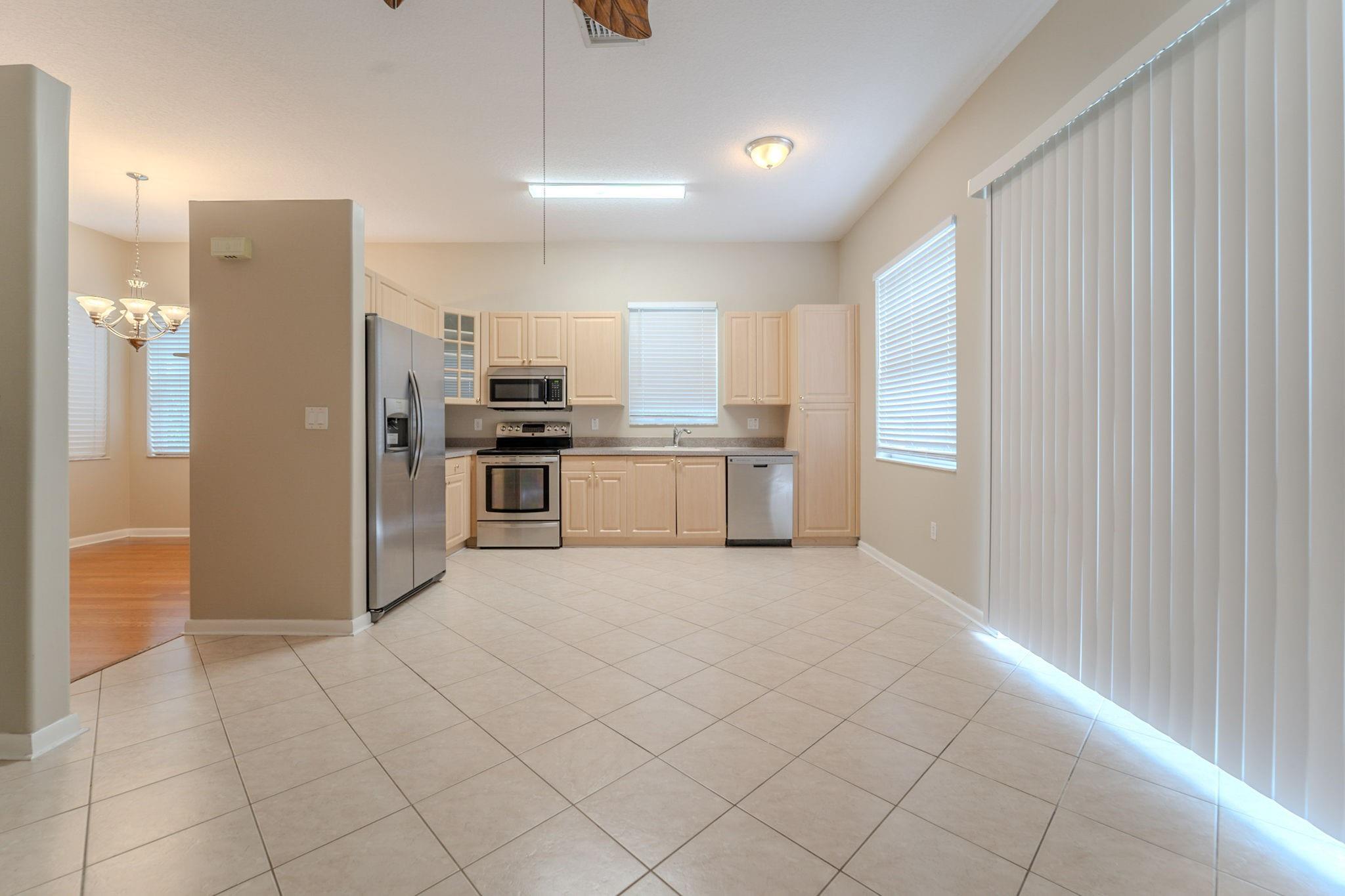 Photo for 6359 Stonehurst Circle, Lake Worth, FL 33467 - Listing #FX-10528195 6359 Stonehurst Circle, Lake Worth, FL 33467