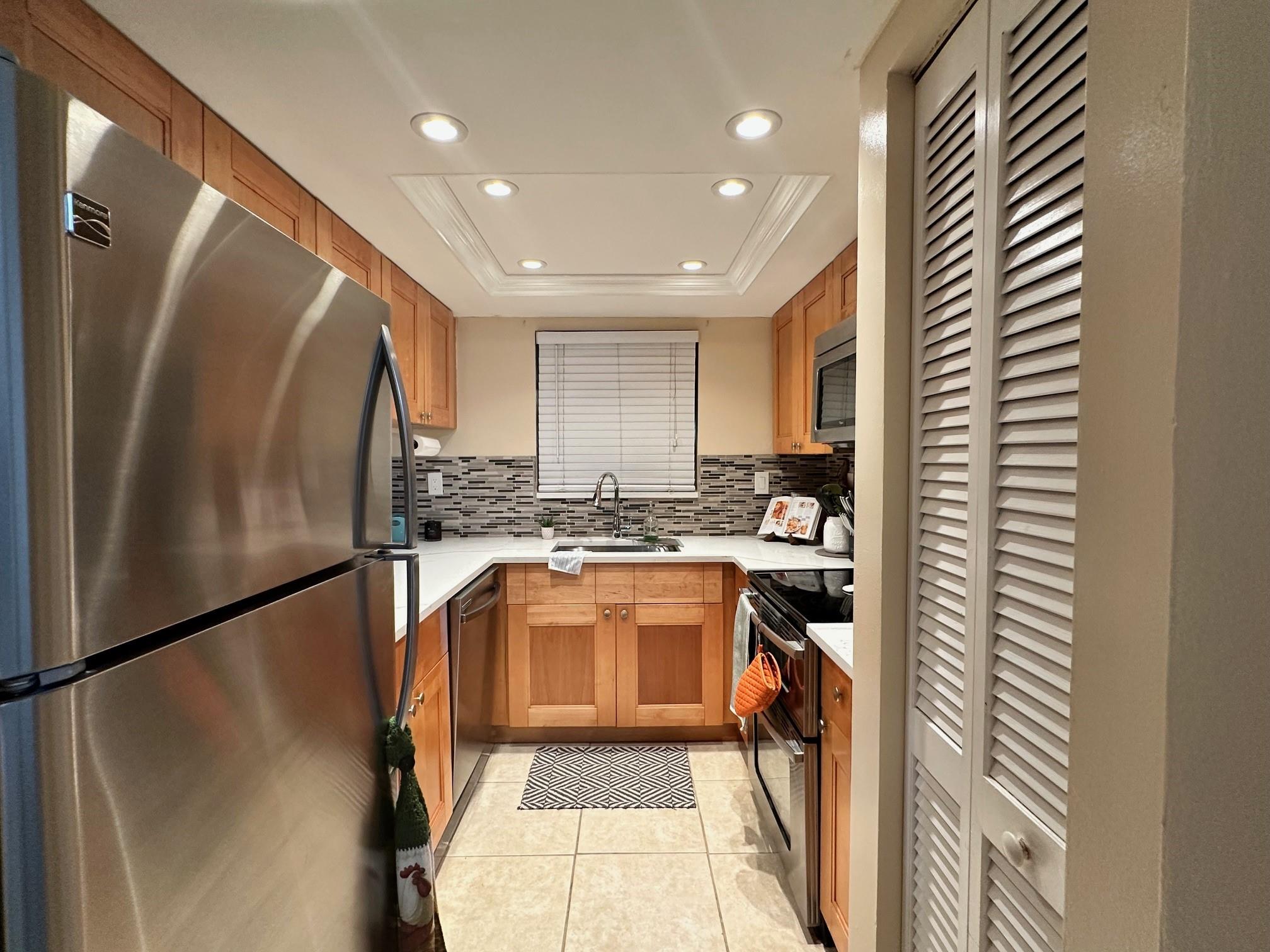 8427 Shadow Court 2, Coral Springs, FL 33071