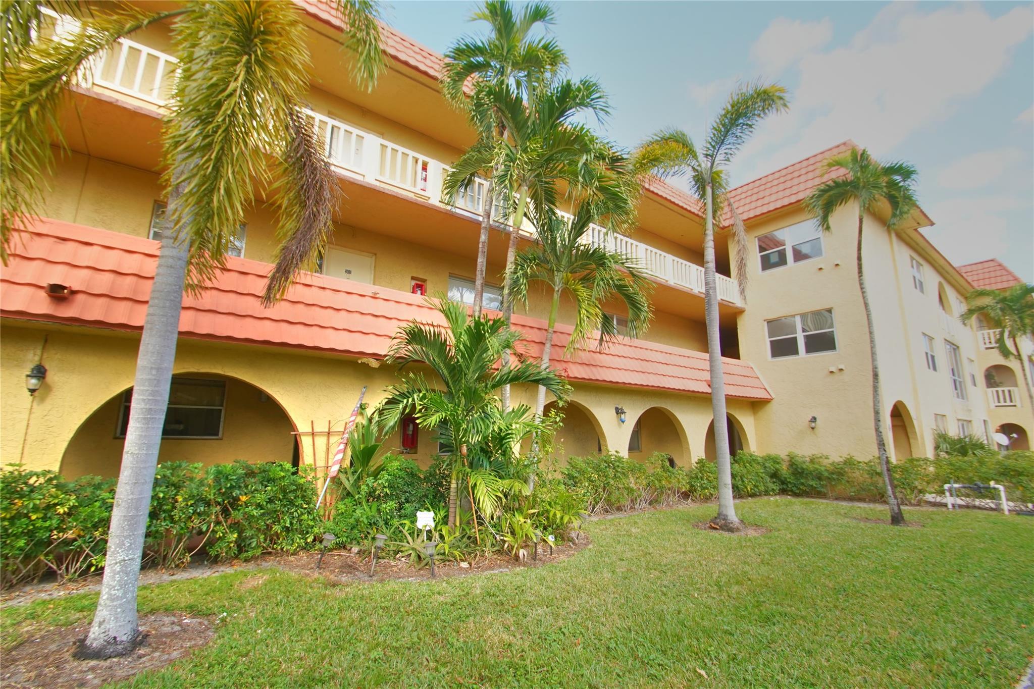 10762 La Placida Drive 205, Coral Springs, FL 33065