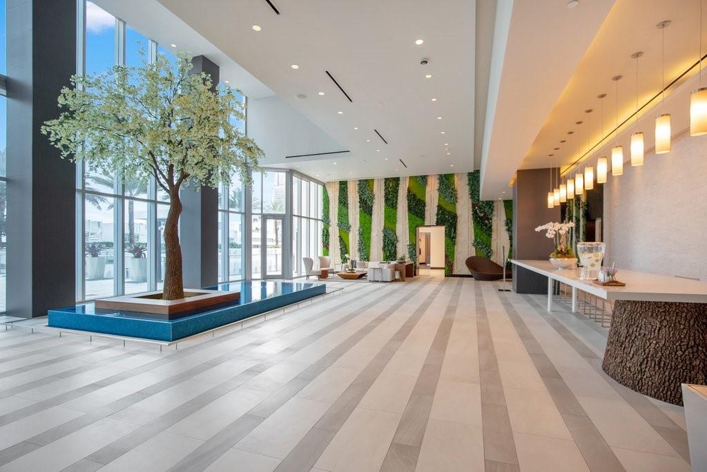 851 NE 1st Avenue 2202, Miami, FL 33132