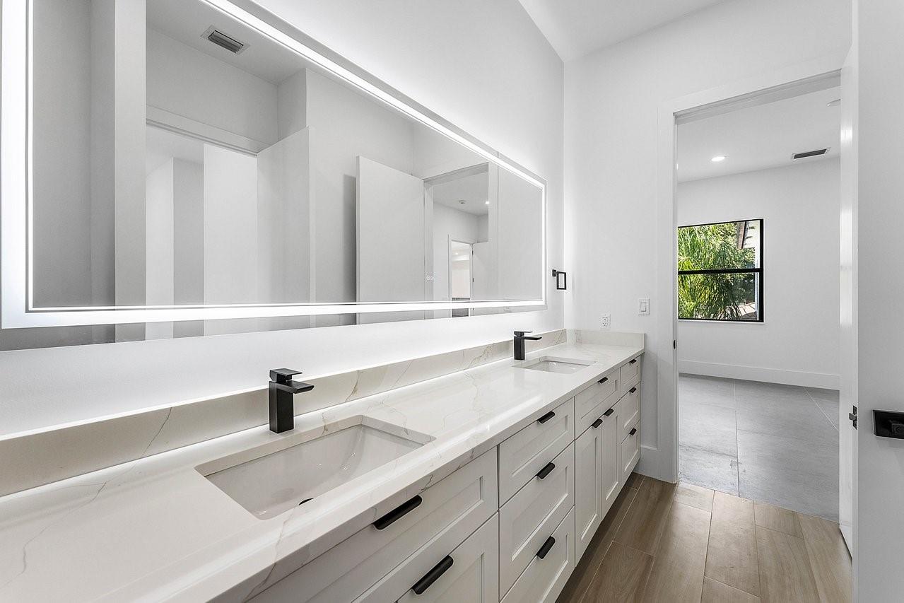 Photo for 17849 Villa Club Way, Boca Raton, FL 33496 - Listing #FX-10518614 17849 Villa Club Way, Boca Raton, FL 33496