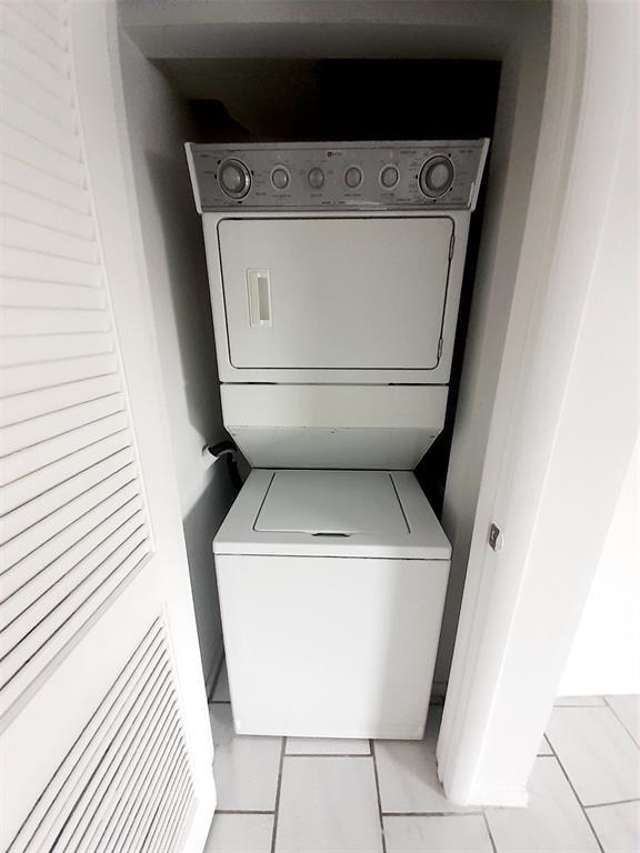 11374 Royal Palm Boulevard, Coral Springs, FL 33065