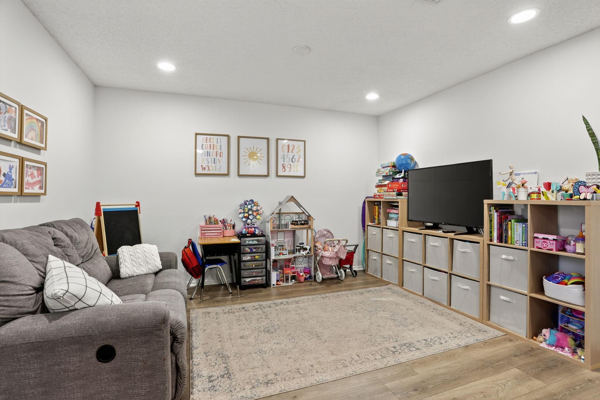 11461 Lakeview Drive 8, Coral Springs, FL 33071