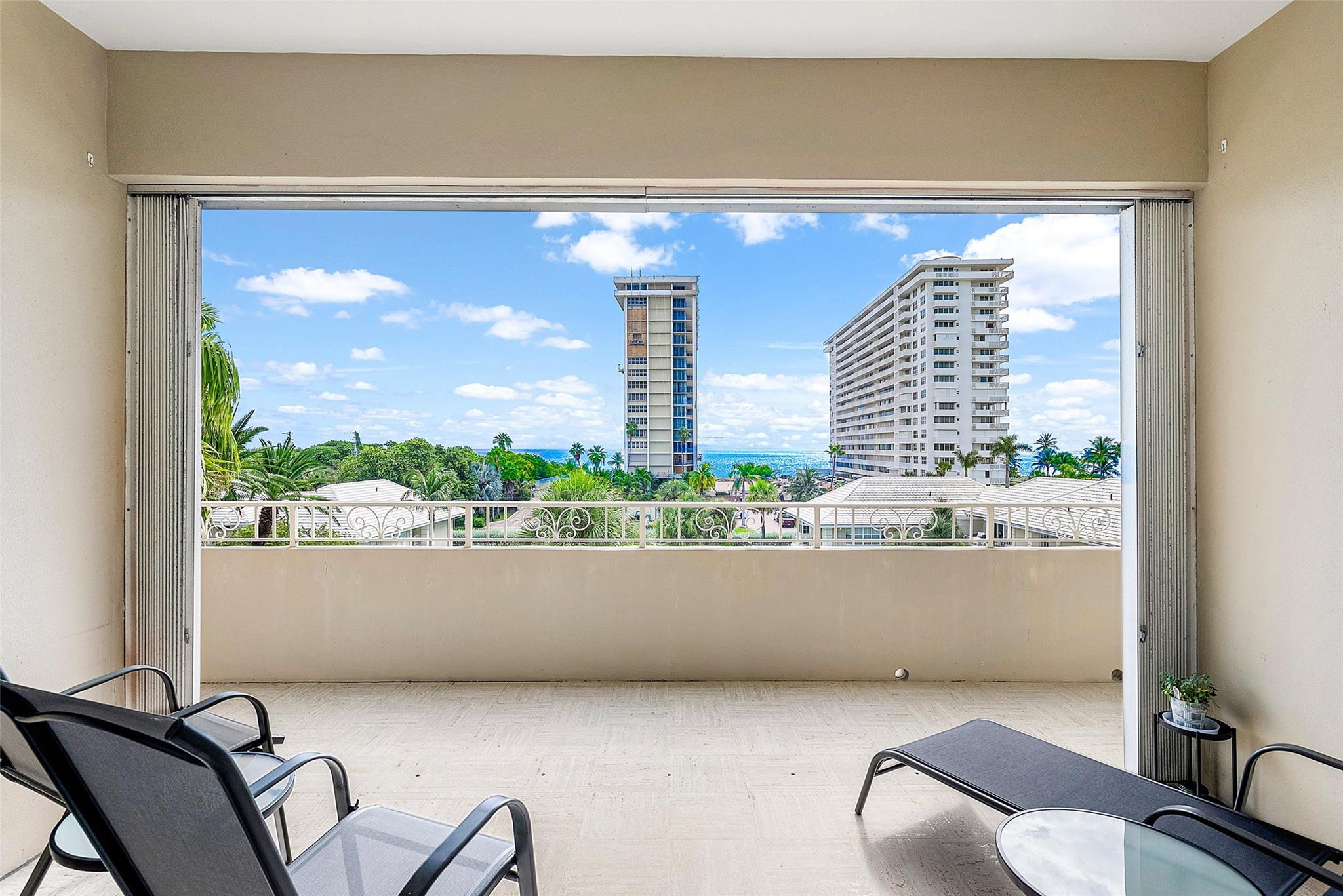 1299 S Ocean Boulevard R11, Boca Raton, FL 33432