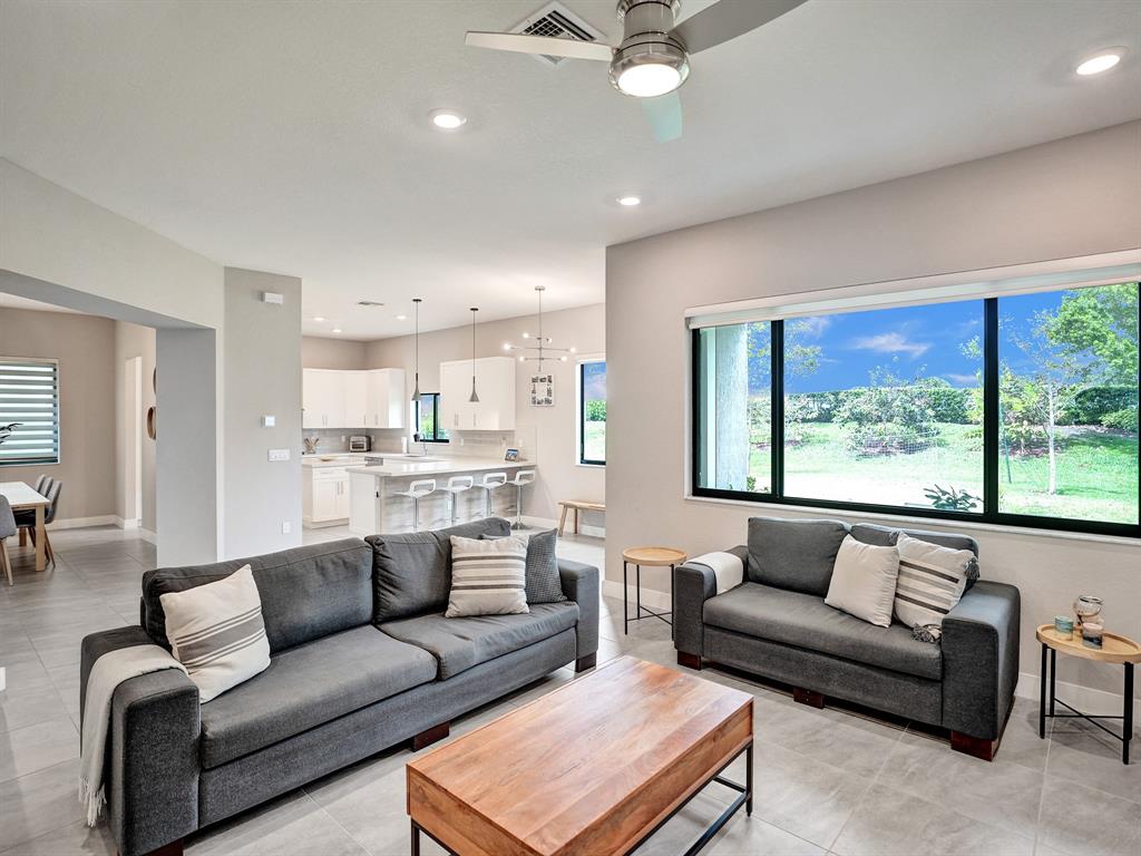 Photo for 10805 Oceano Way, Parkland, FL 33076 - Listing #FX-10428266 10805 Oceano Way, Parkland, FL 33076