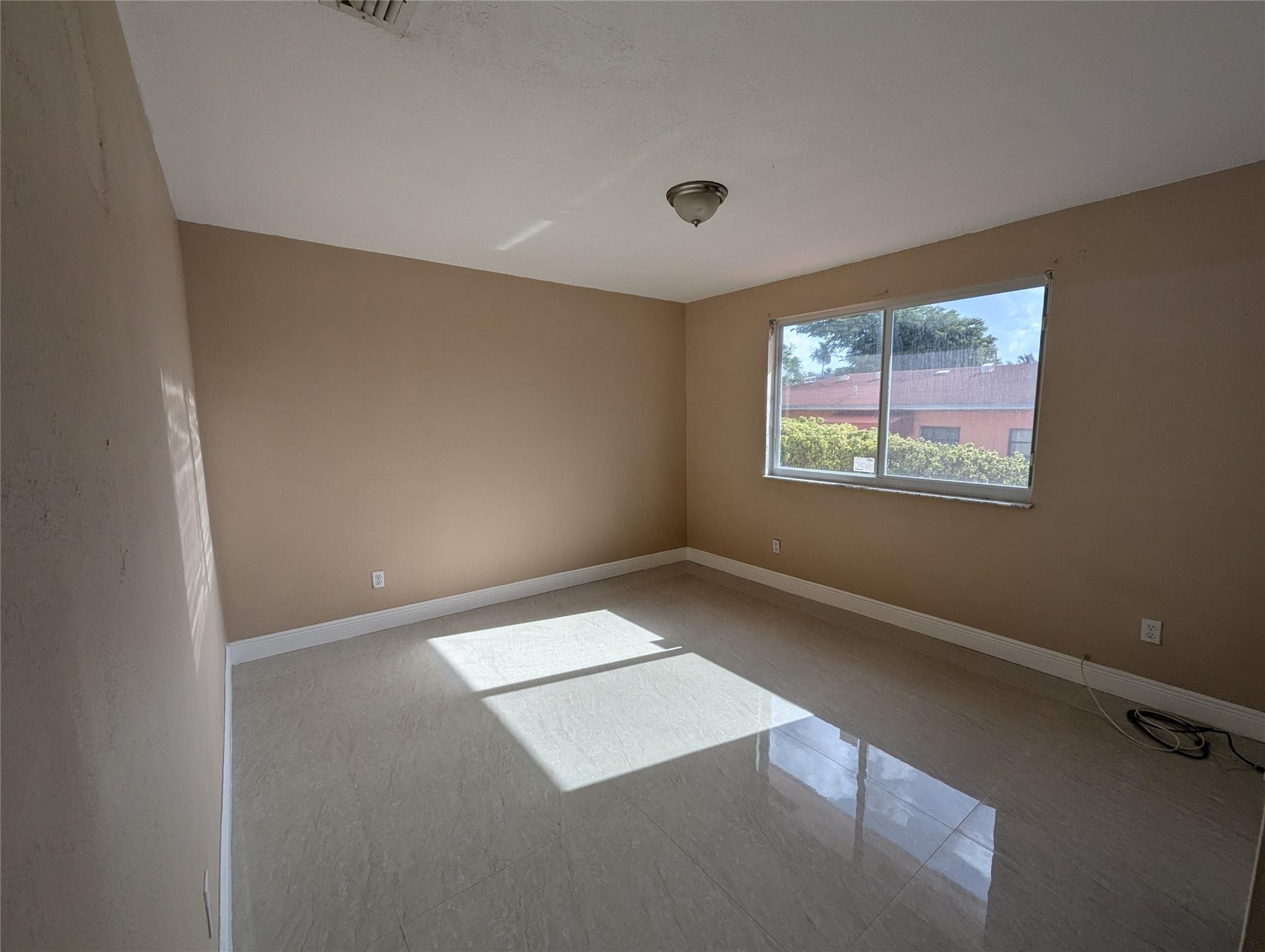 Photo for 1571 NE 109th Street, Miami, FL 33161 - Listing #FX-10497270 1571 NE 109th Street, Miami, FL 33161