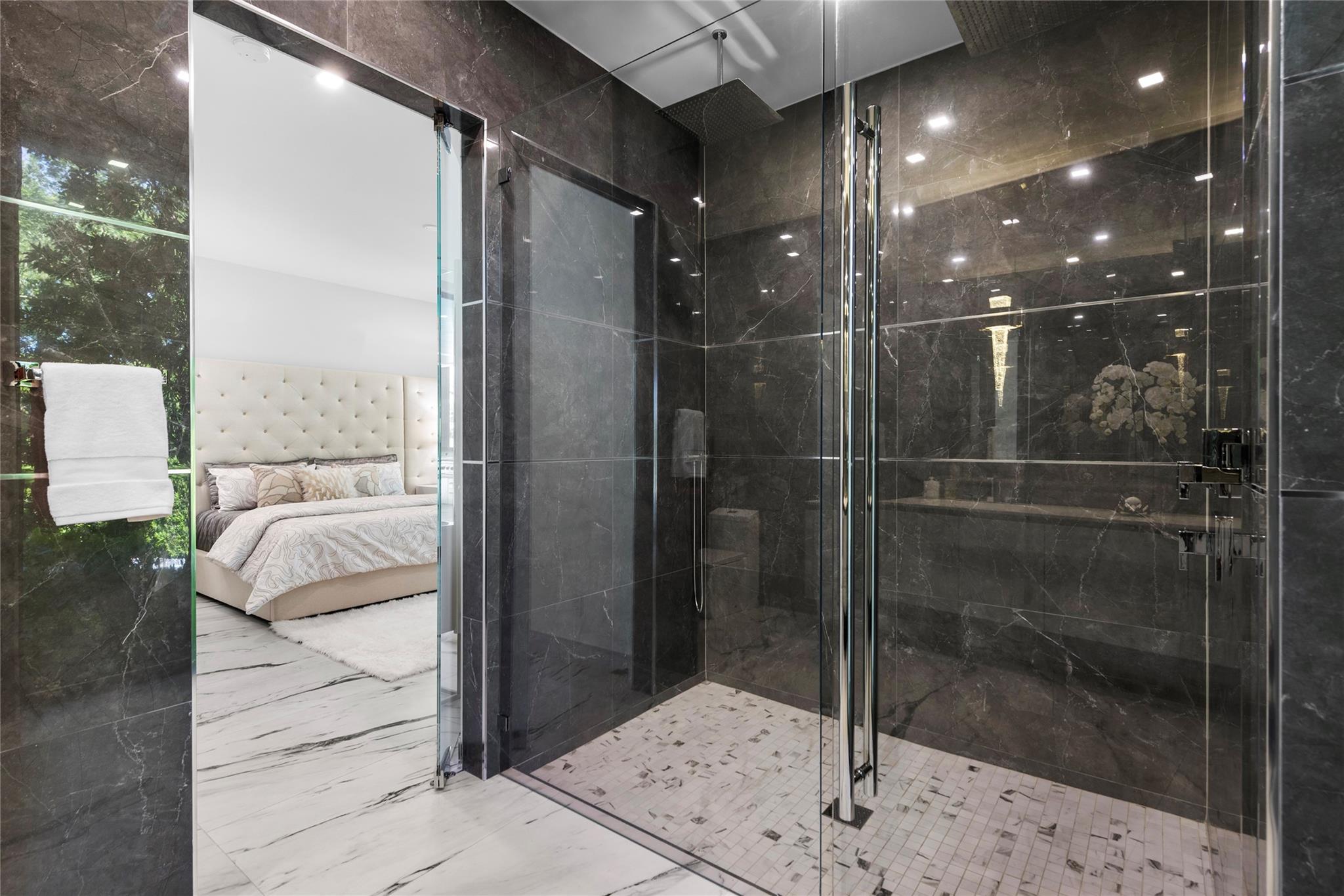 4041 Country Club Lane, Fort Lauderdale, FL 33308