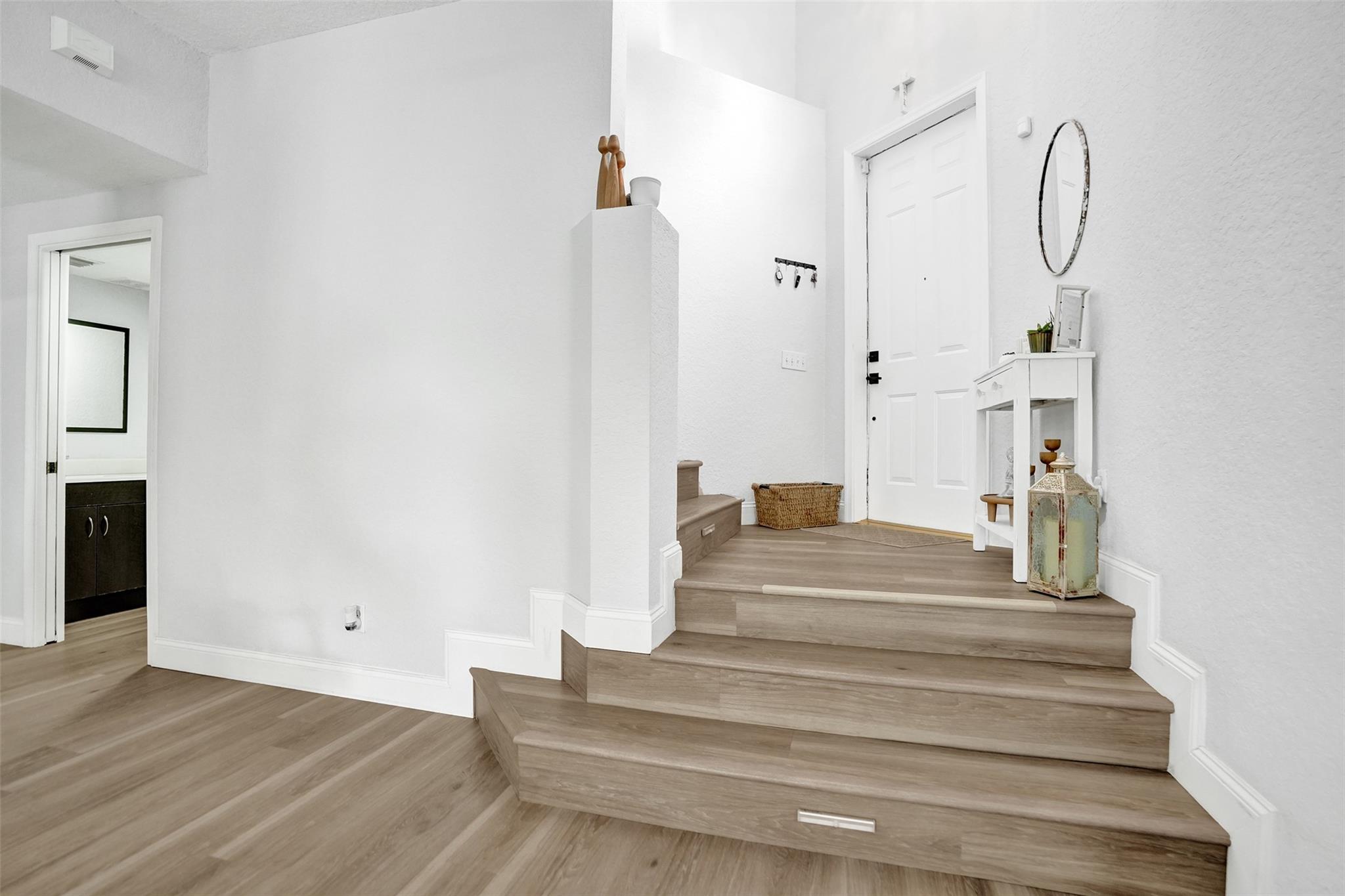 9814 NW 1st Mnr, Coral Springs, FL 33071