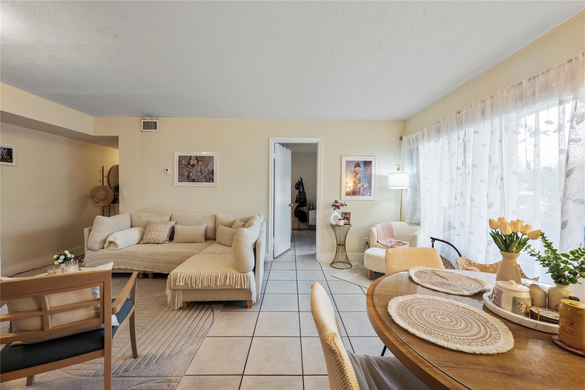 10710 Royal Palm Boulevard 2-2, Coral Springs, FL 33065