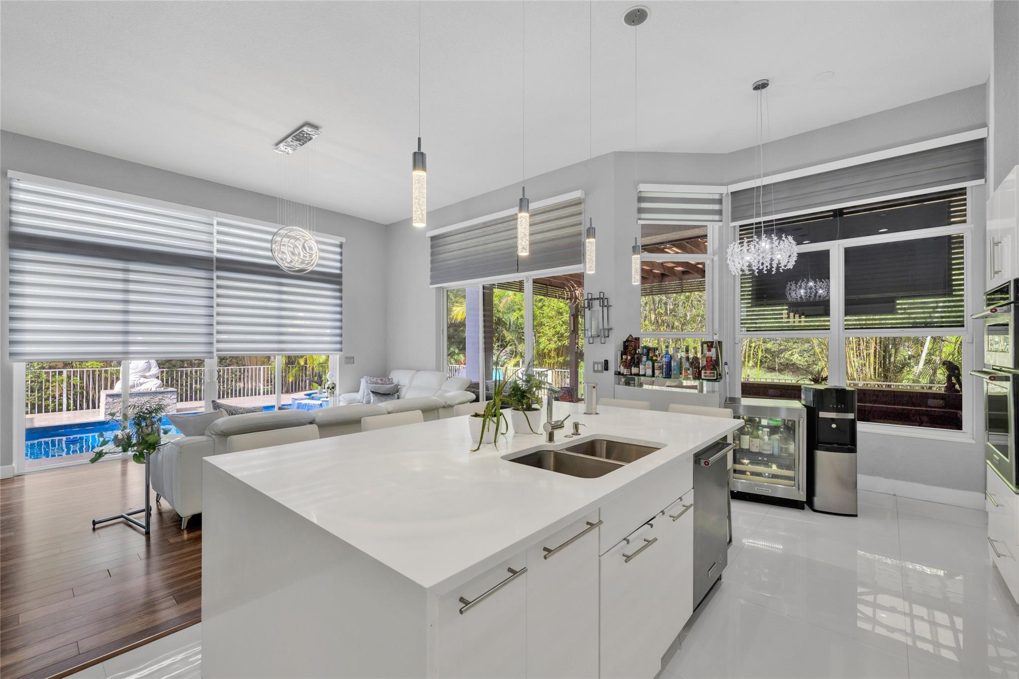 385 NW 118th Avenue, Coral Springs, FL 33071