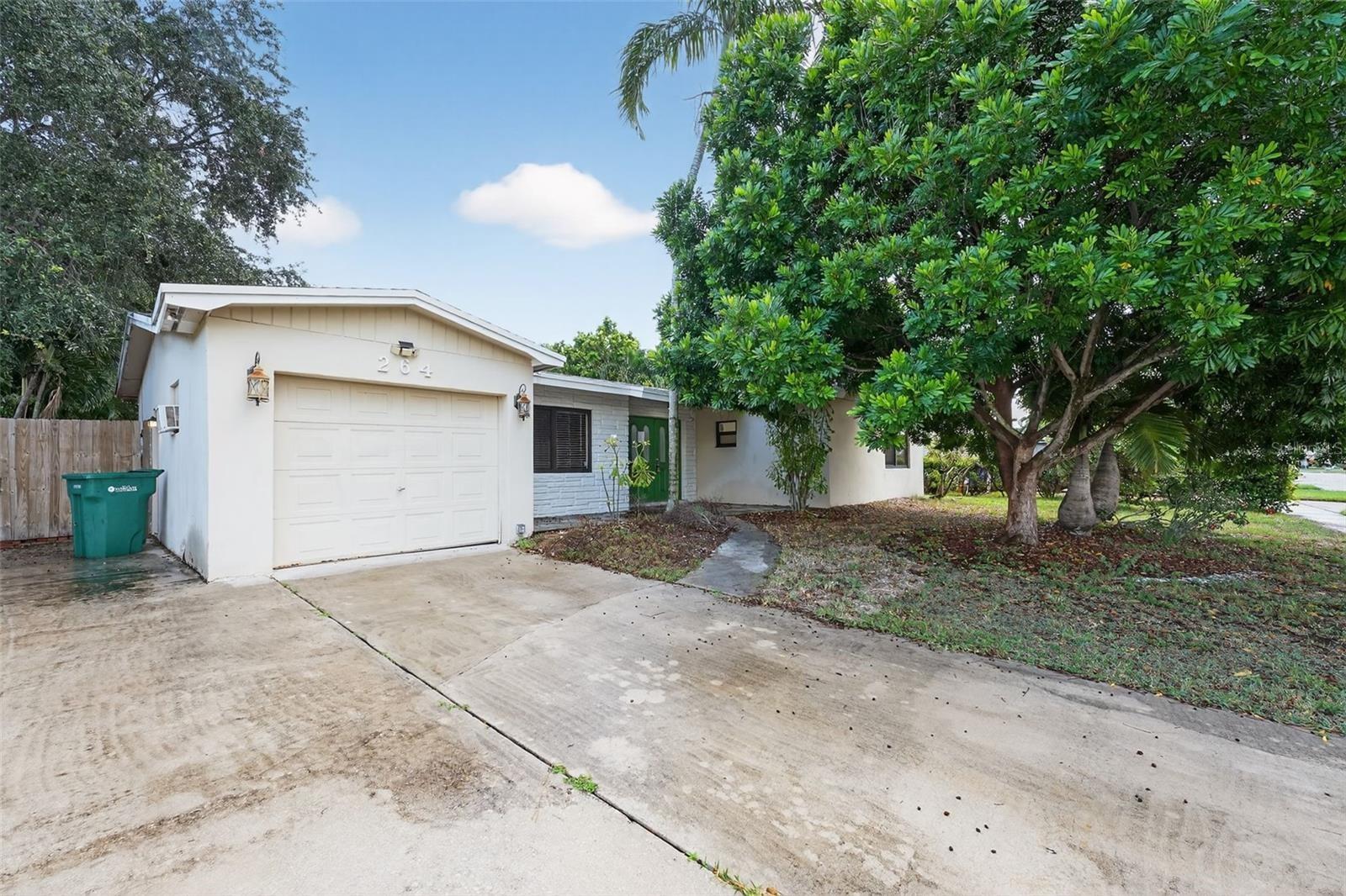 Photo for 264 NW 79th Avenue, Margate, FL 33063 - listing #FX-10538180 264 NW 79th Avenue, Margate, FL 33063