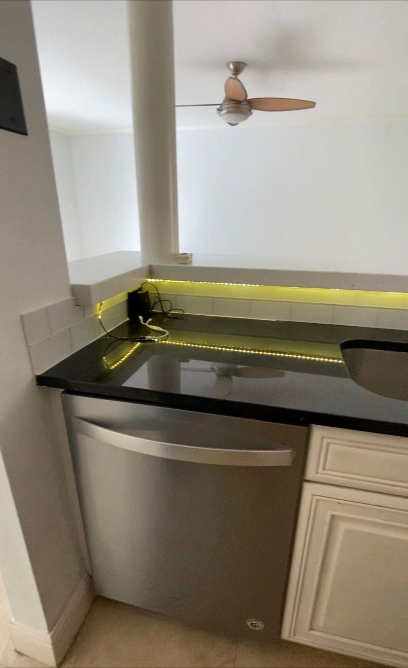 8801 W Sample Road 4, Coral Springs, FL 33065