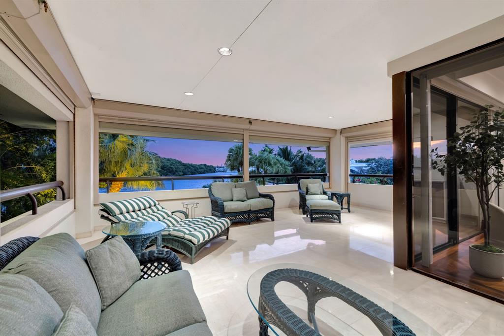 2441 SW 28th Avenue, Fort Lauderdale, FL 33312