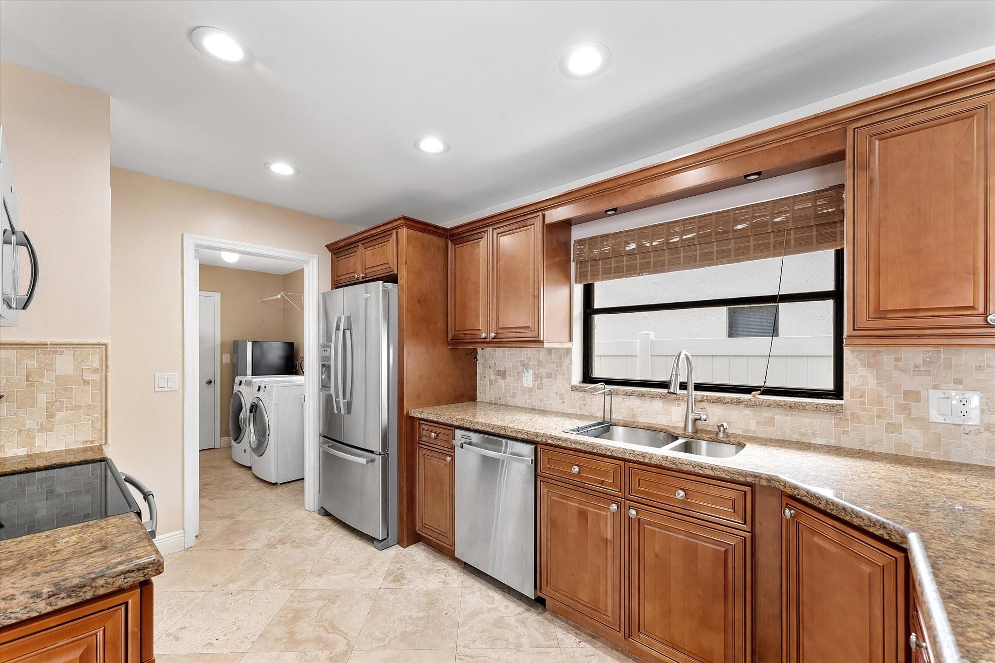 7207 NW 44 Street, Coral Springs, FL 33065