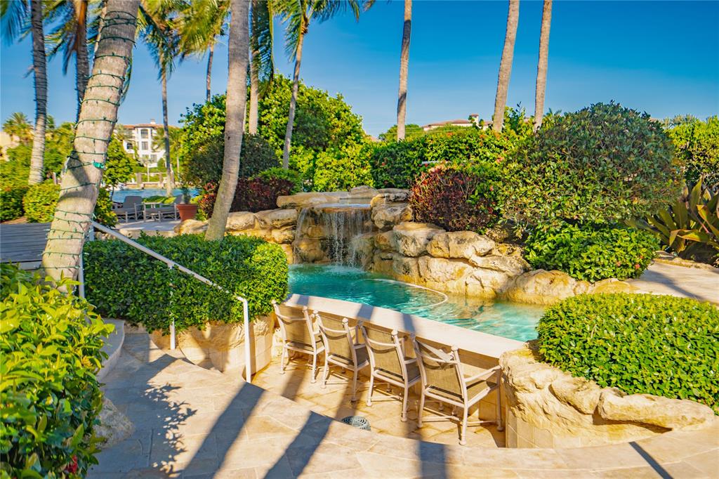 2900 NE 31st Avenue, Lighthouse Point, FL 33064