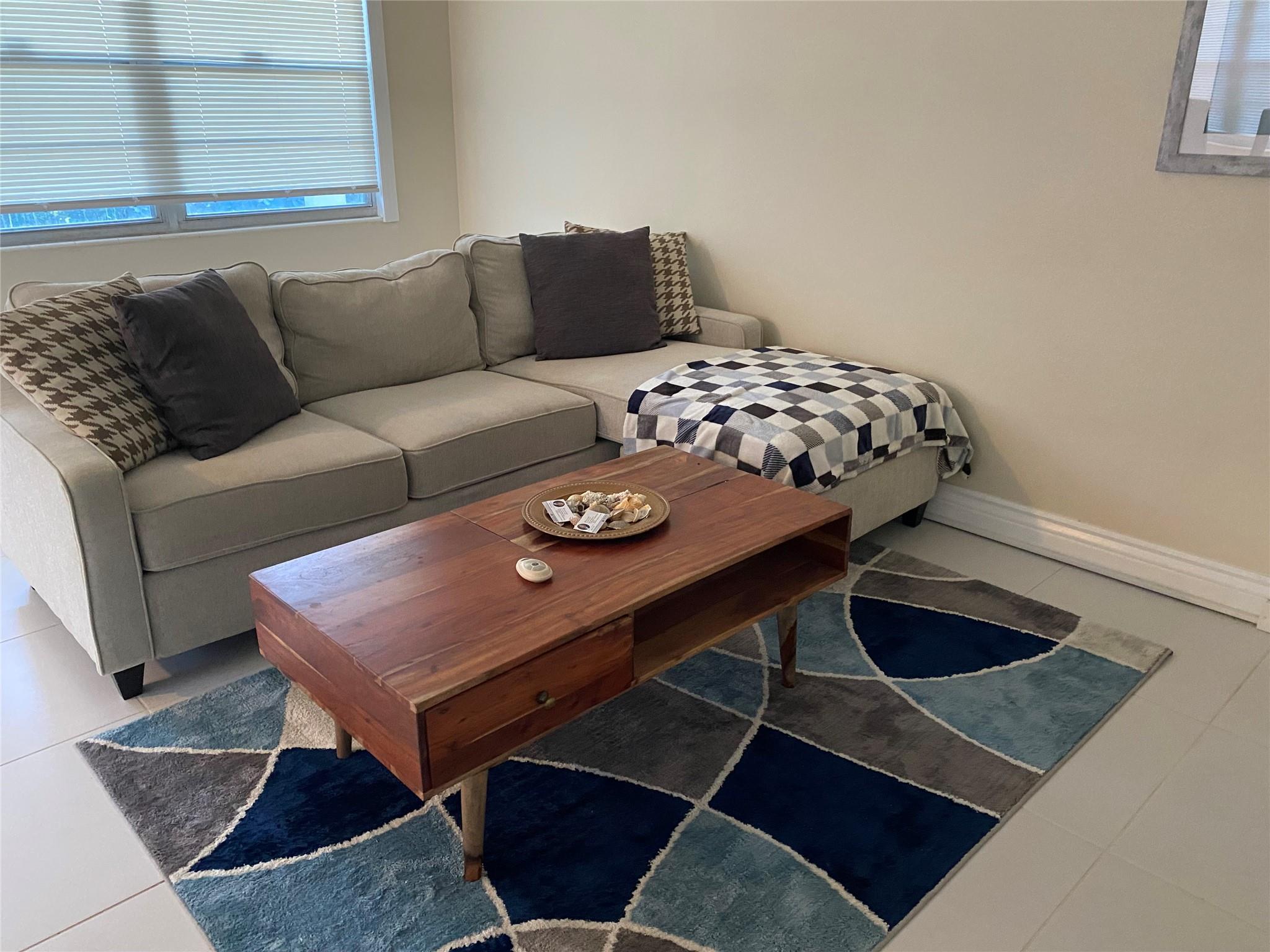 Photo for 209 Ventnor M, 209, Deerfield Beach, FL 33442 - listing #FX-10531990 209 Ventnor M, 209, Deerfield Beach, FL 33442