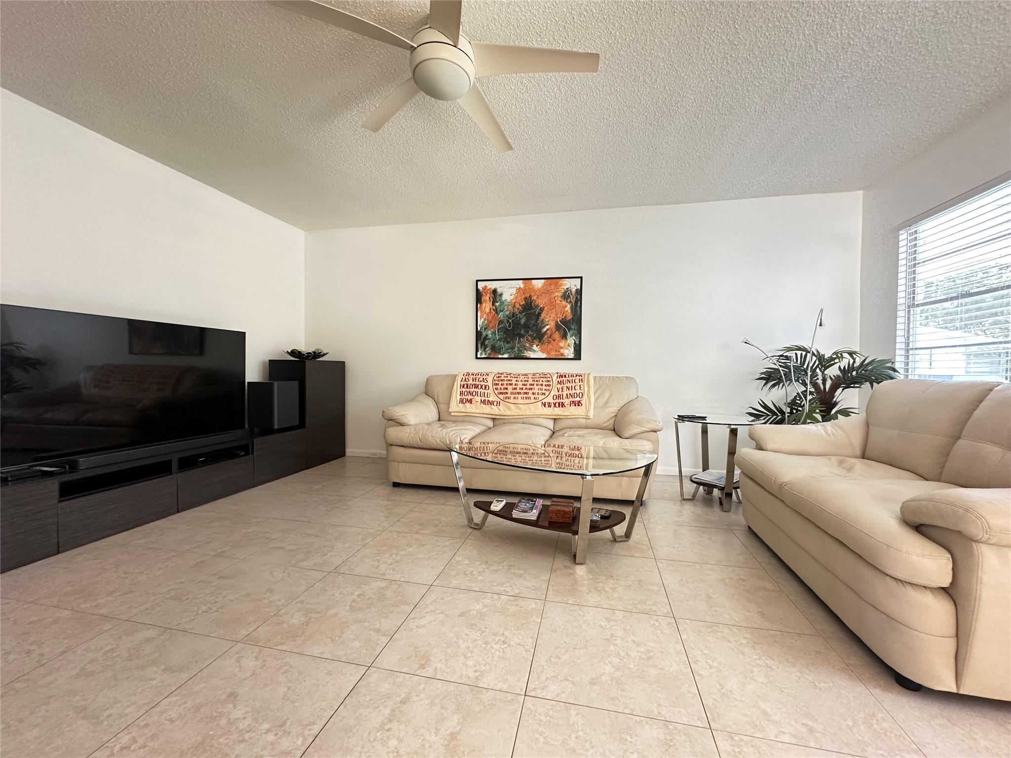 Photo for 53 Tilford C, 53, Deerfield Beach, FL 33442 - Listing #FX-10523435 53 Tilford C, 53, Deerfield Beach, FL 33442