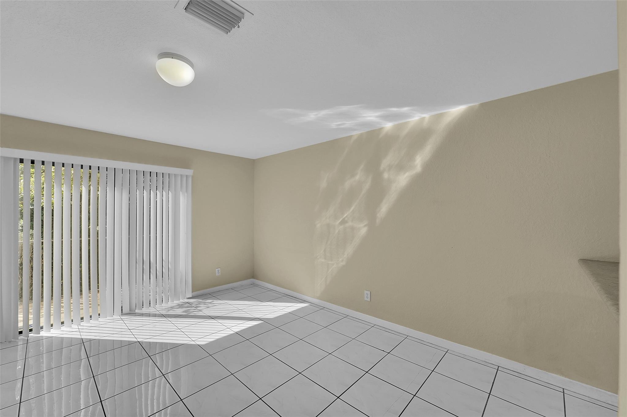 9088 NW 40th Street, Coral Springs, FL 33065