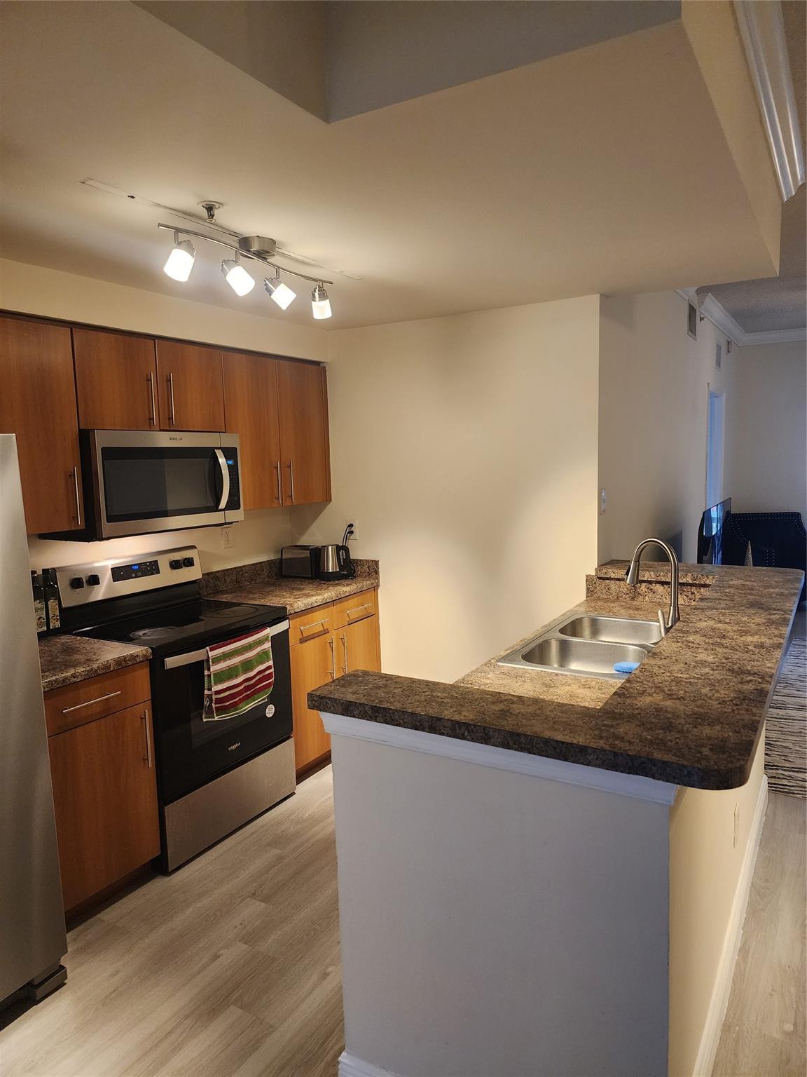 5880 W Sample Road 206, Coral Springs, FL 33067