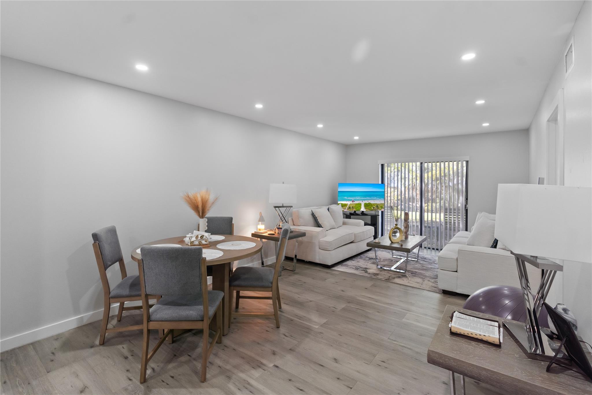 1335 NW 94th Way 1335, Coral Springs, FL 33071