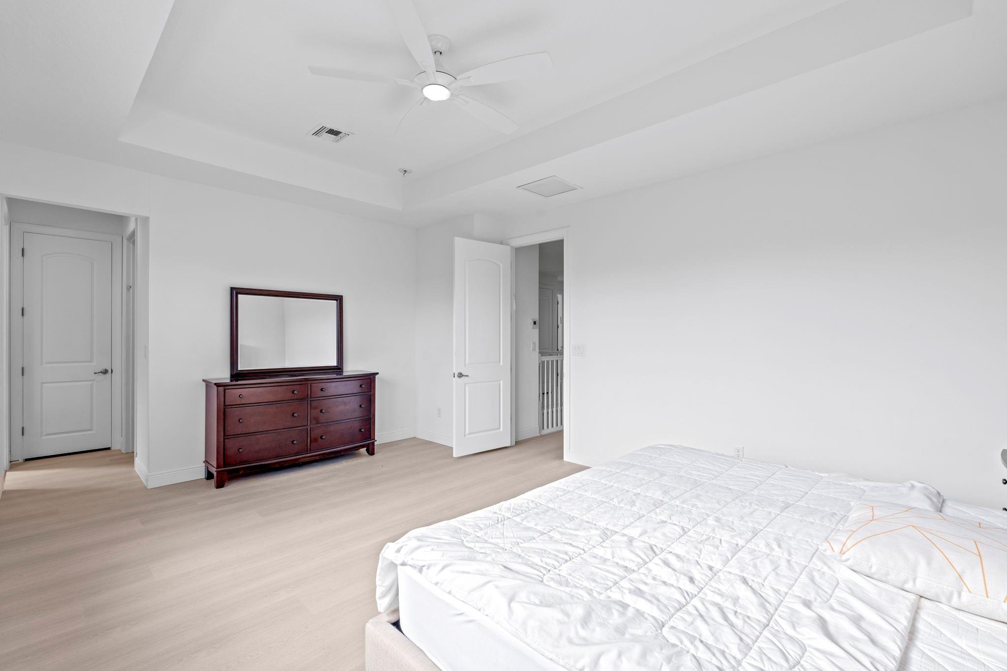 8870 NW 37th Drive, Coral Springs, FL 33065