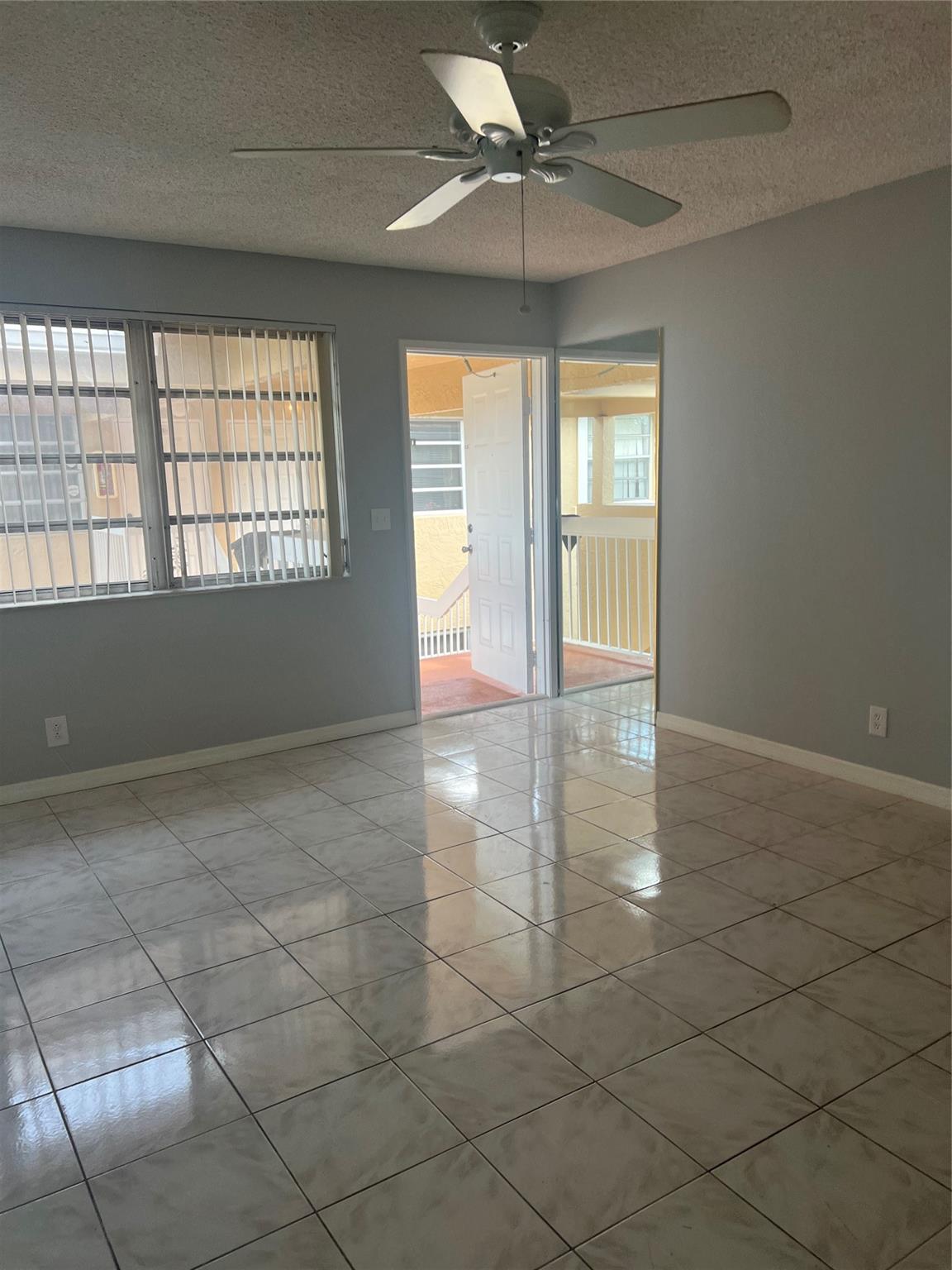 1022 Twin Lakes Drive, Coral Springs, FL 33071