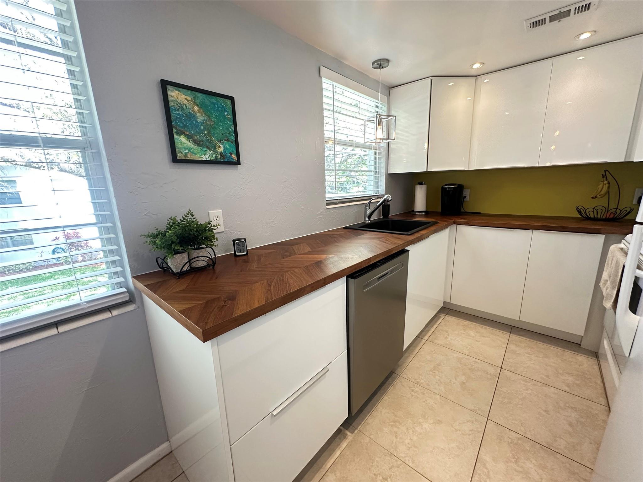 Photo for 53 Tilford C, 53, Deerfield Beach, FL 33442 - Listing #FX-10523435 53 Tilford C, 53, Deerfield Beach, FL 33442