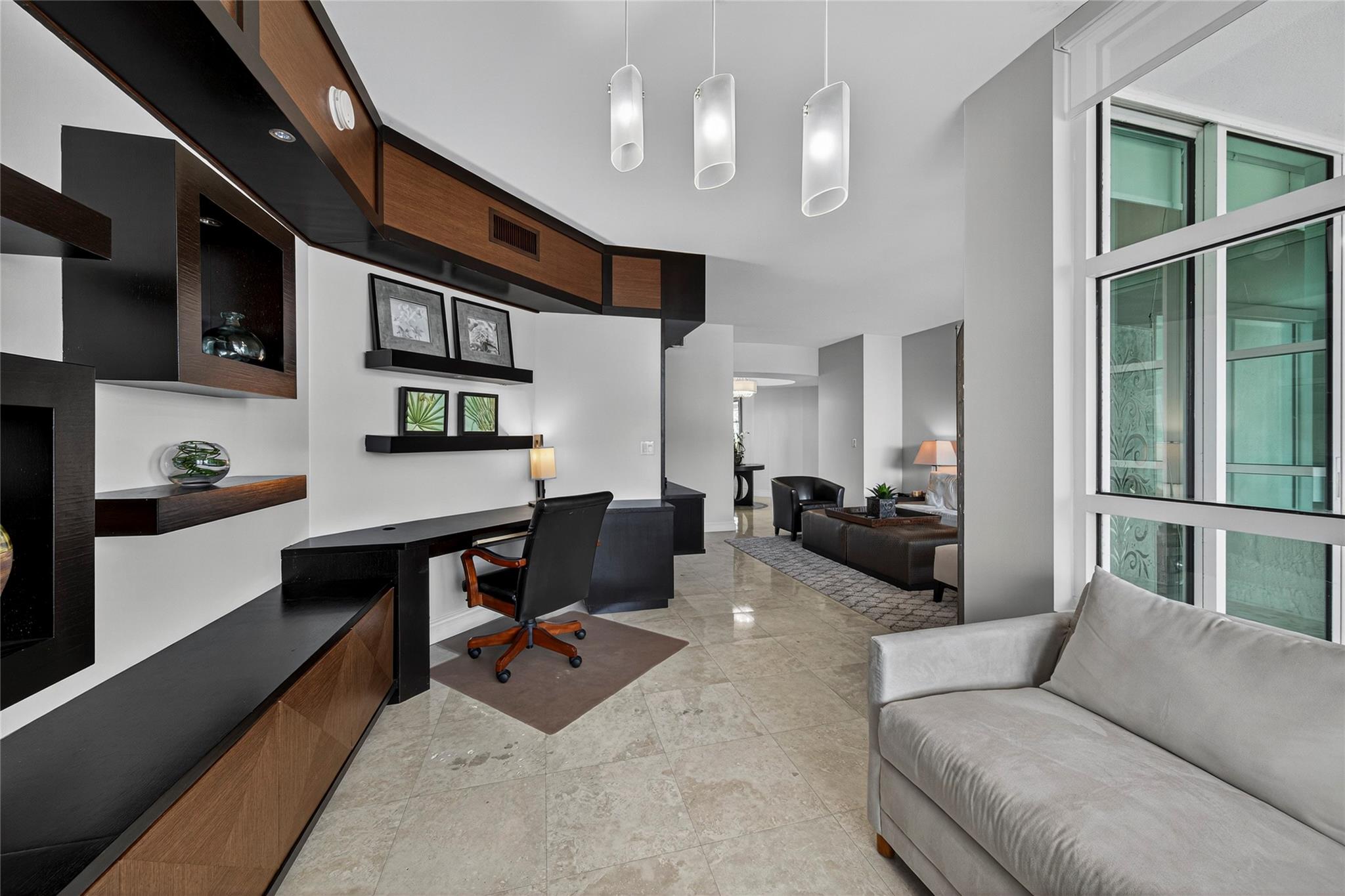 or could be a 3rd bedroom