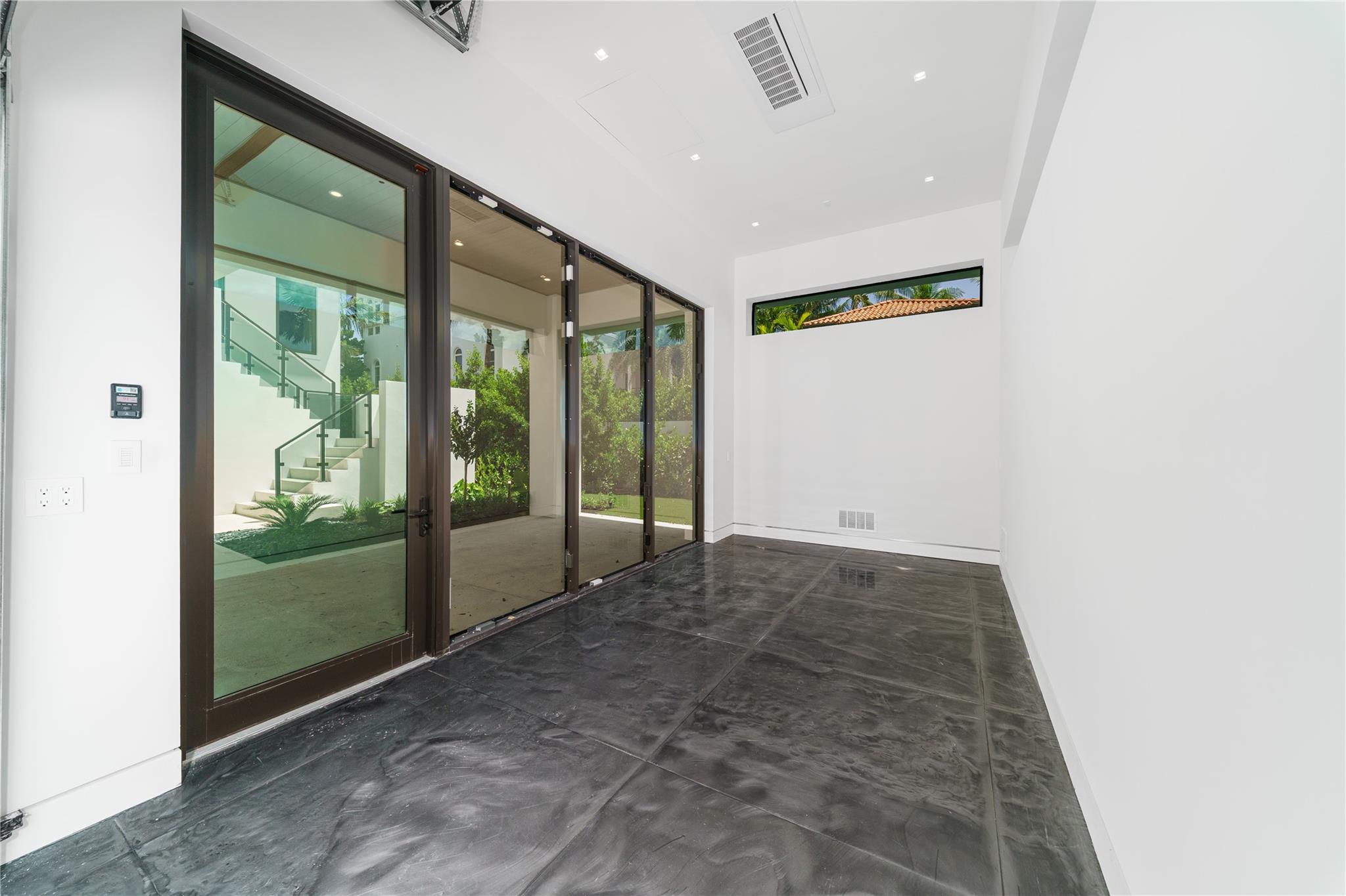 6107 N Ocean Boulevard, Ocean Ridge, FL 33435