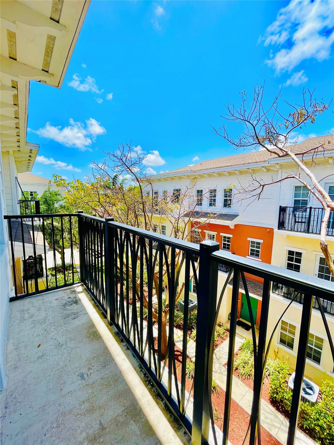 Photo for 621 SW 1st Avenue, 621, Pompano Beach, FL 33060 - Listing #FX-10514485 621 SW 1st Avenue, 621, Pompano Beach, FL 33060