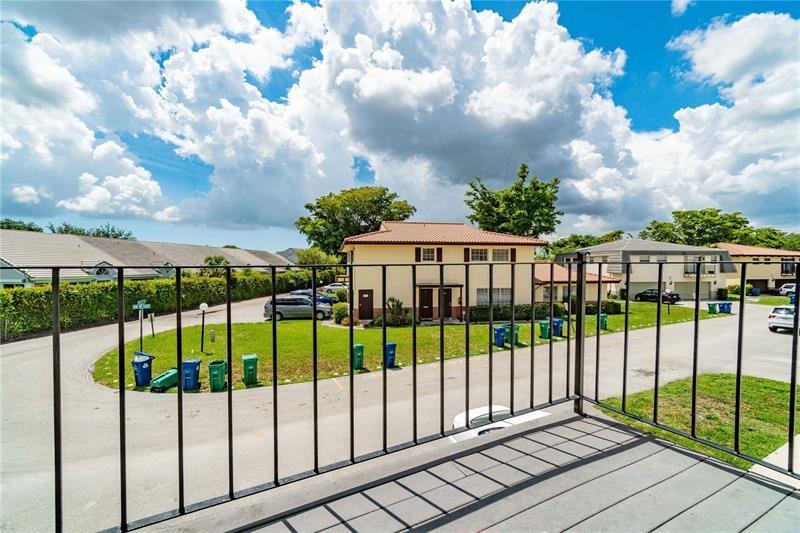 2966 NW 89th Terrace 15-4, Coral Springs, FL 33065