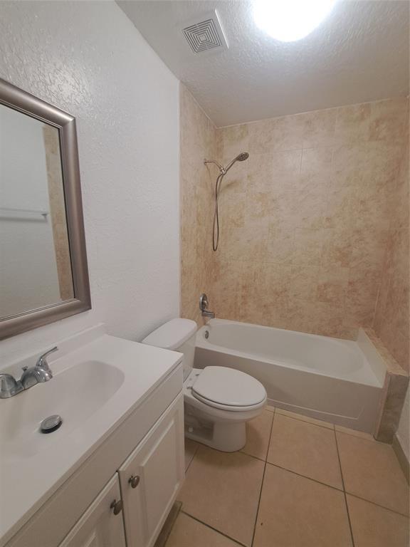 2801 Riverside Drive 407, Coral Springs, FL 33065