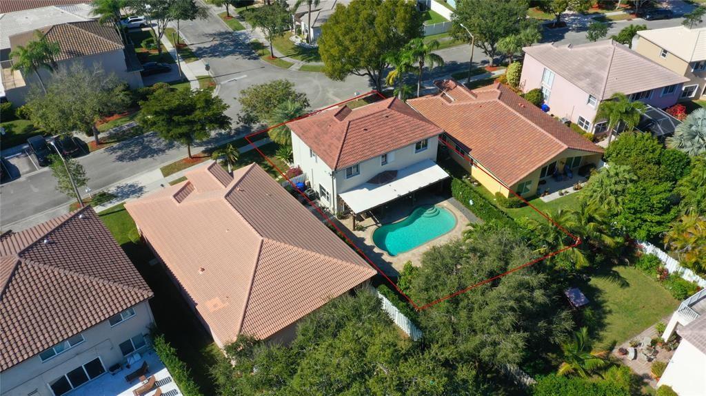 Photo for 1943 NW 170 Avenue, Pembroke Pines, FL 33028 - Listing #FX-10511902 1943 NW 170 Avenue, Pembroke Pines, FL 33028
