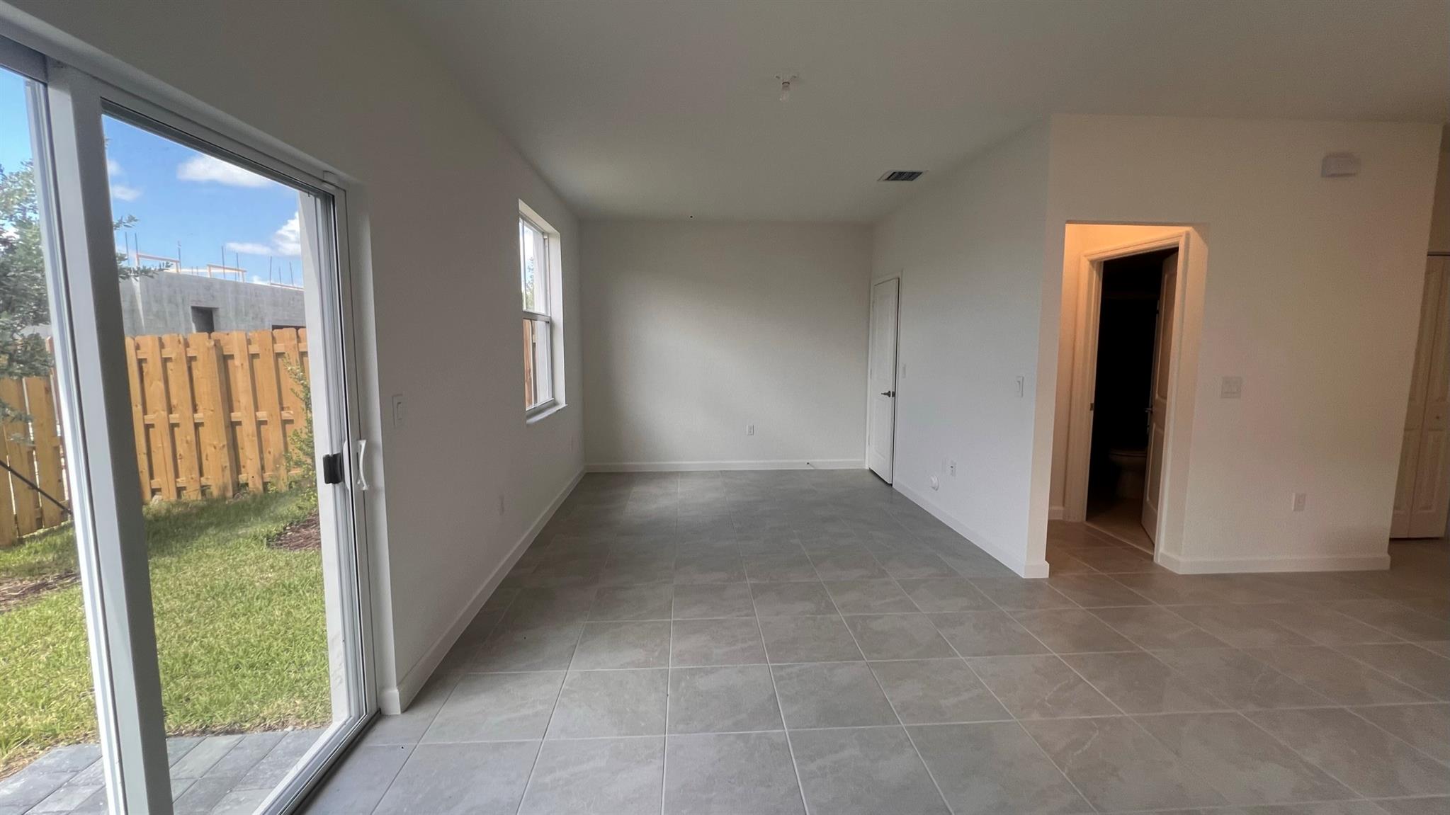 11960 NW 47 Mnr 11960, Coral Springs, FL 33065