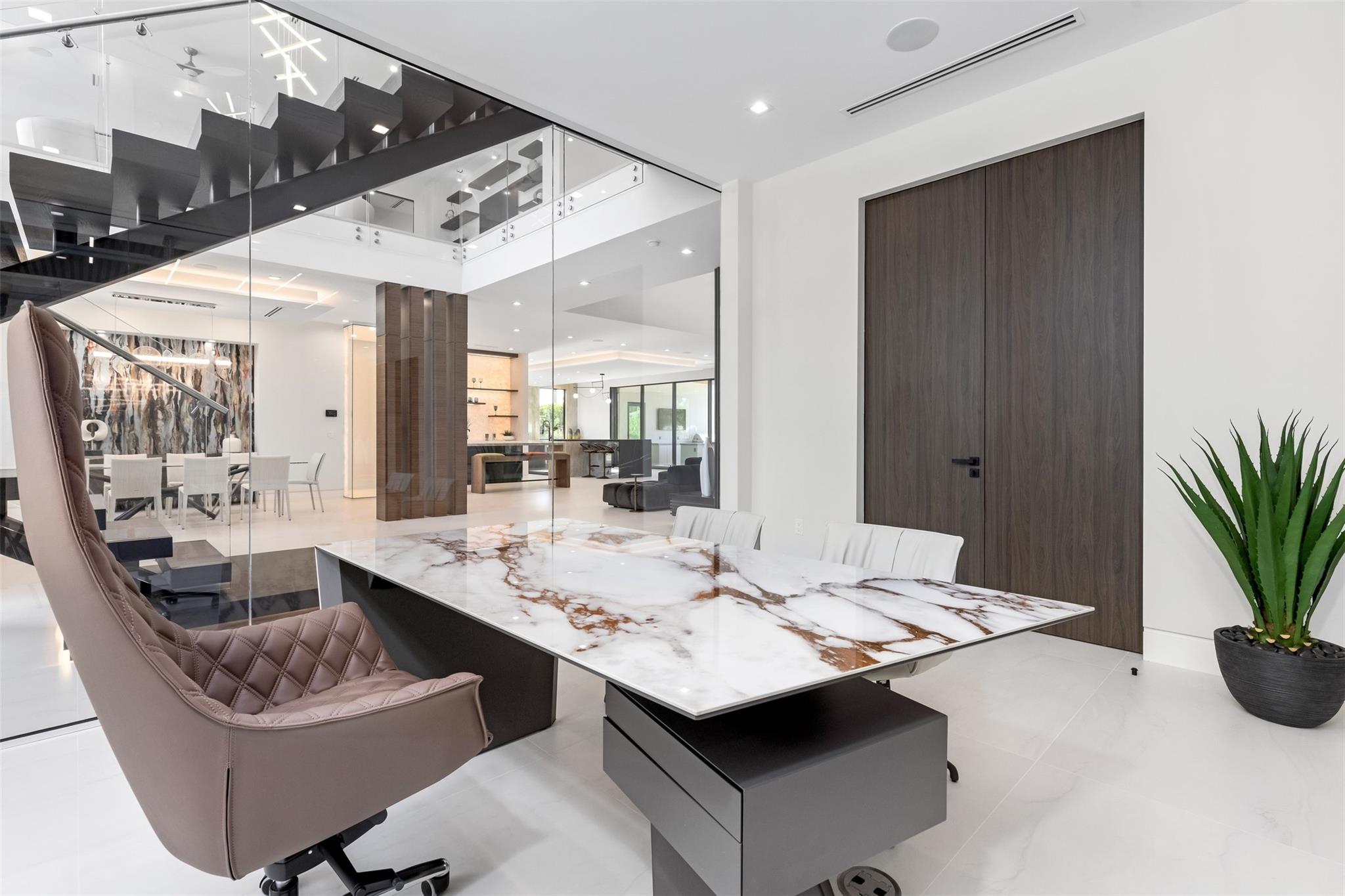 2733 NE 16th Street, Fort Lauderdale, FL 33304