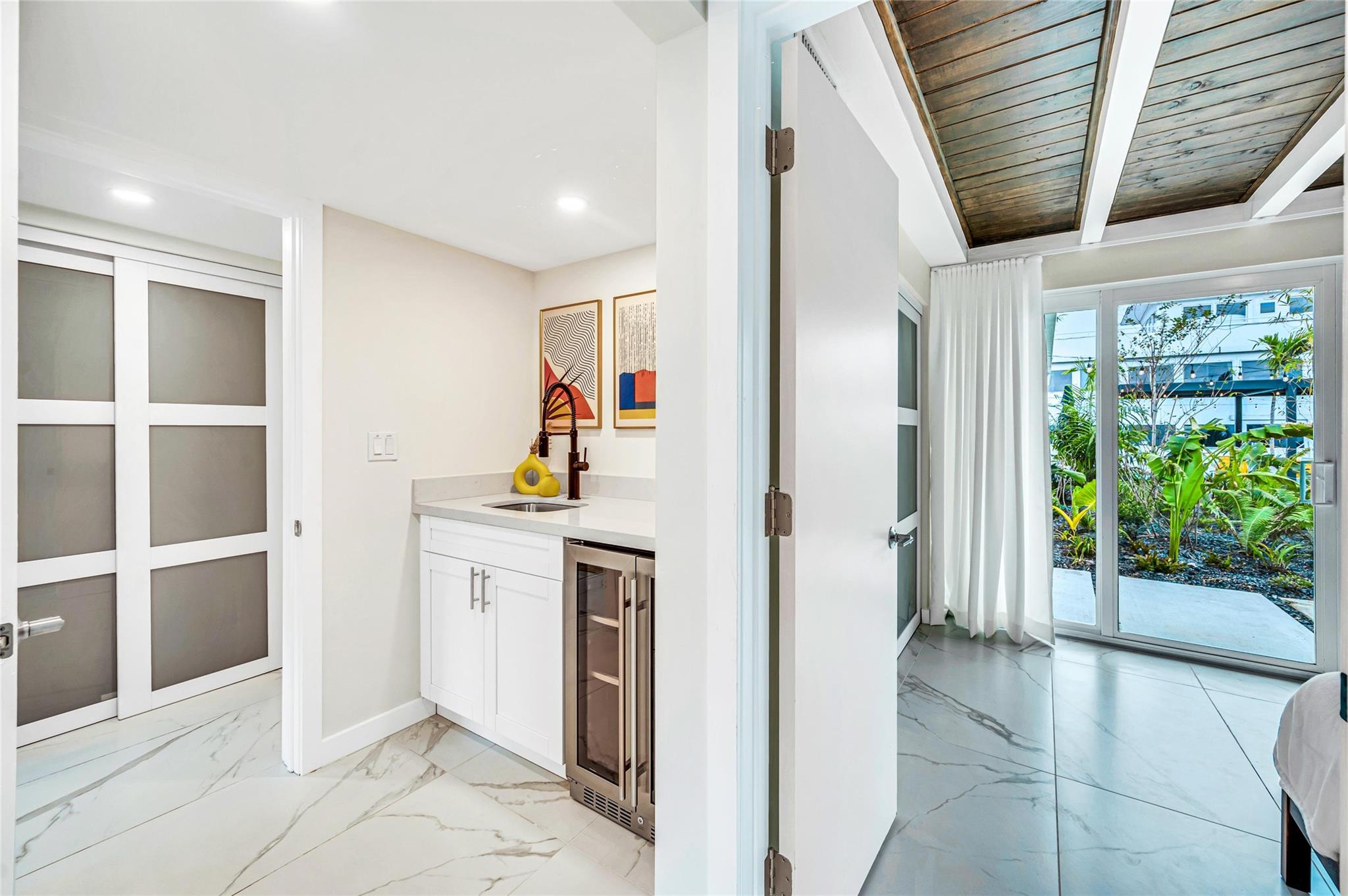 2732 NE 15th Street, Fort Lauderdale, FL 33304