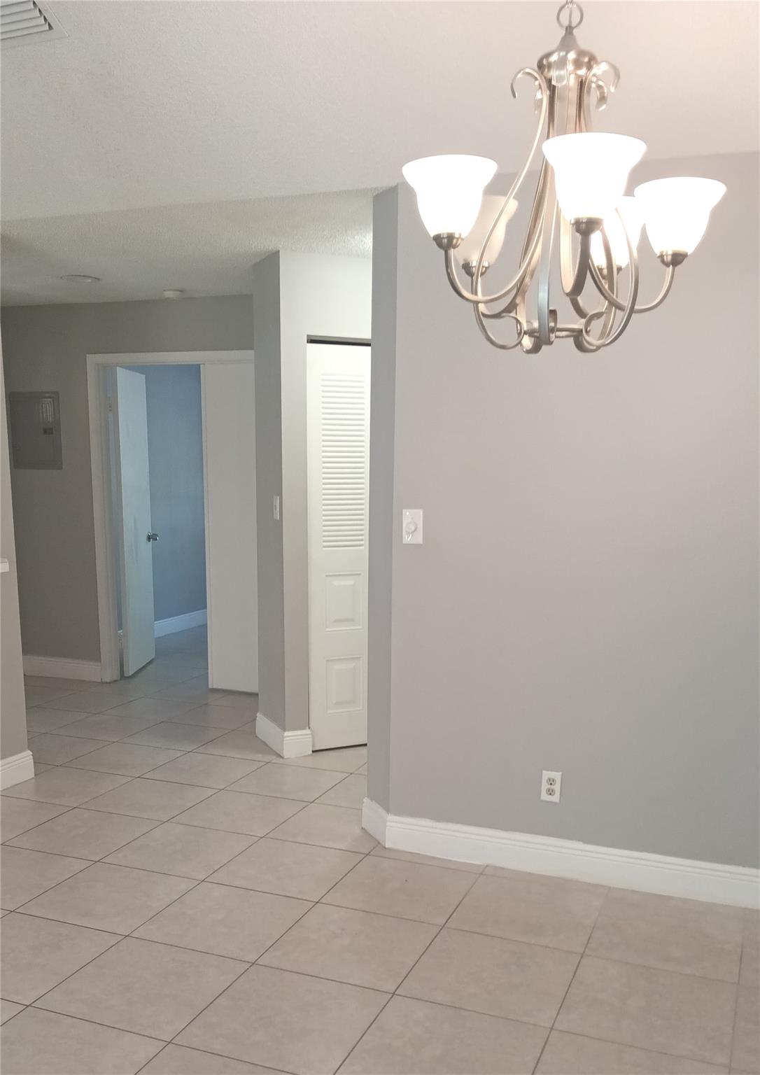 922 Coral Club Drive 922, Coral Springs, FL 33071