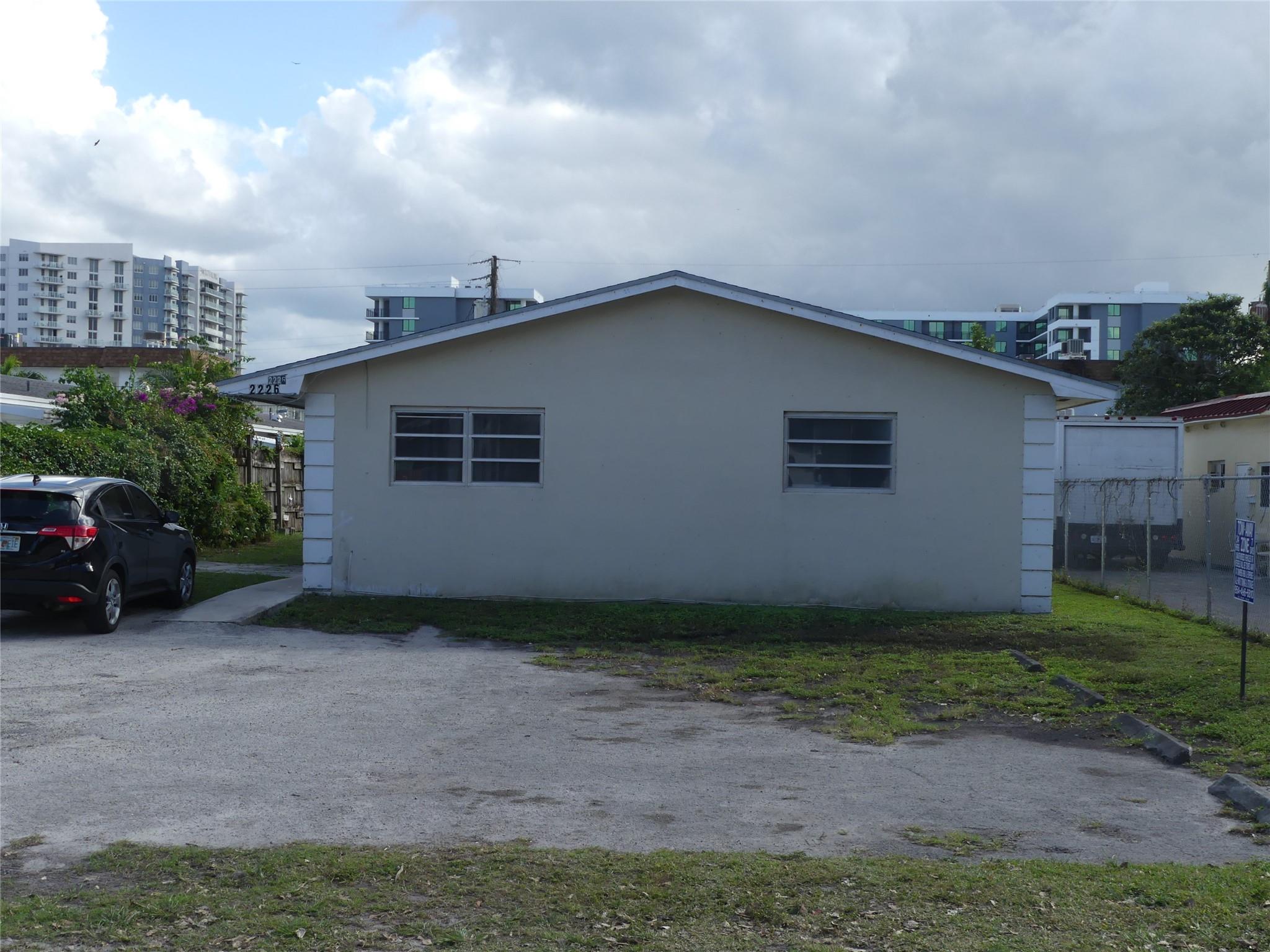 Photo for 2226 Taylor Street, Hollywood, FL 33020 - listing #FX-10535381 2226 Taylor Street, Hollywood, FL 33020