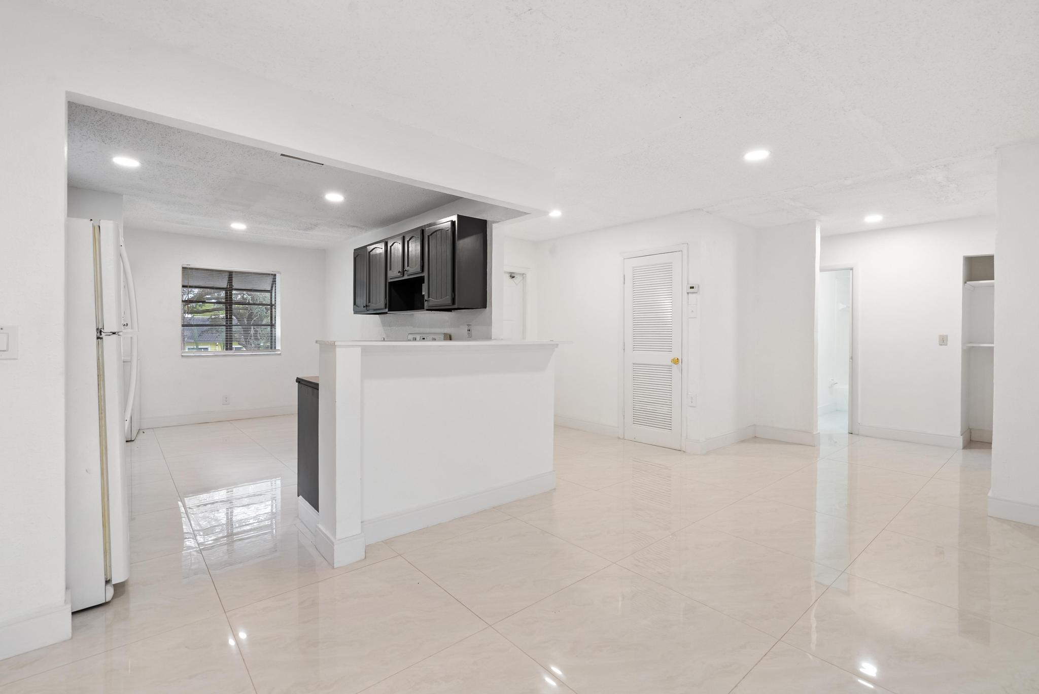 8797 NW 35th Street, Coral Springs, FL 33065