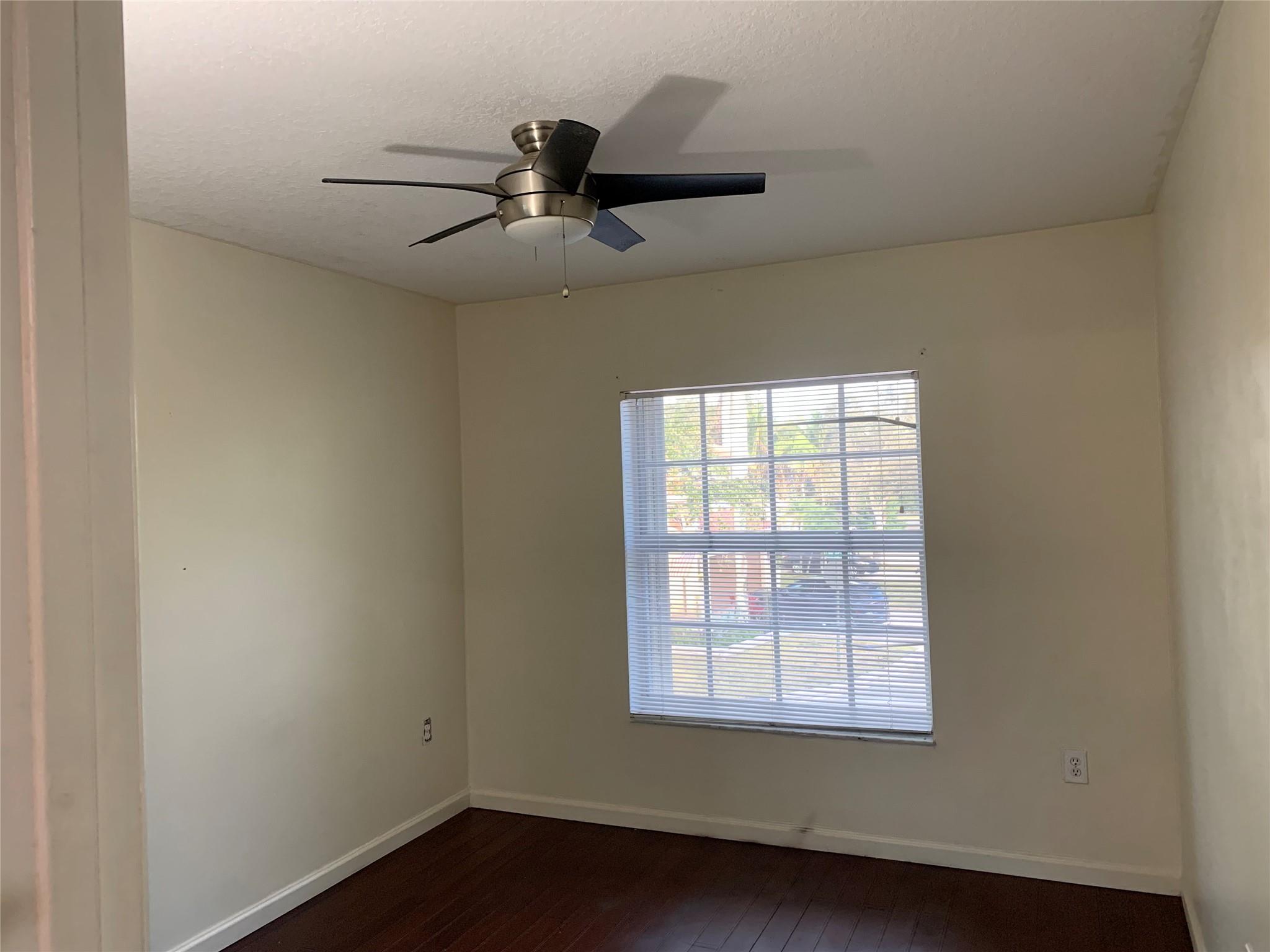 320 NW 115th Way, Coral Springs, FL 33071