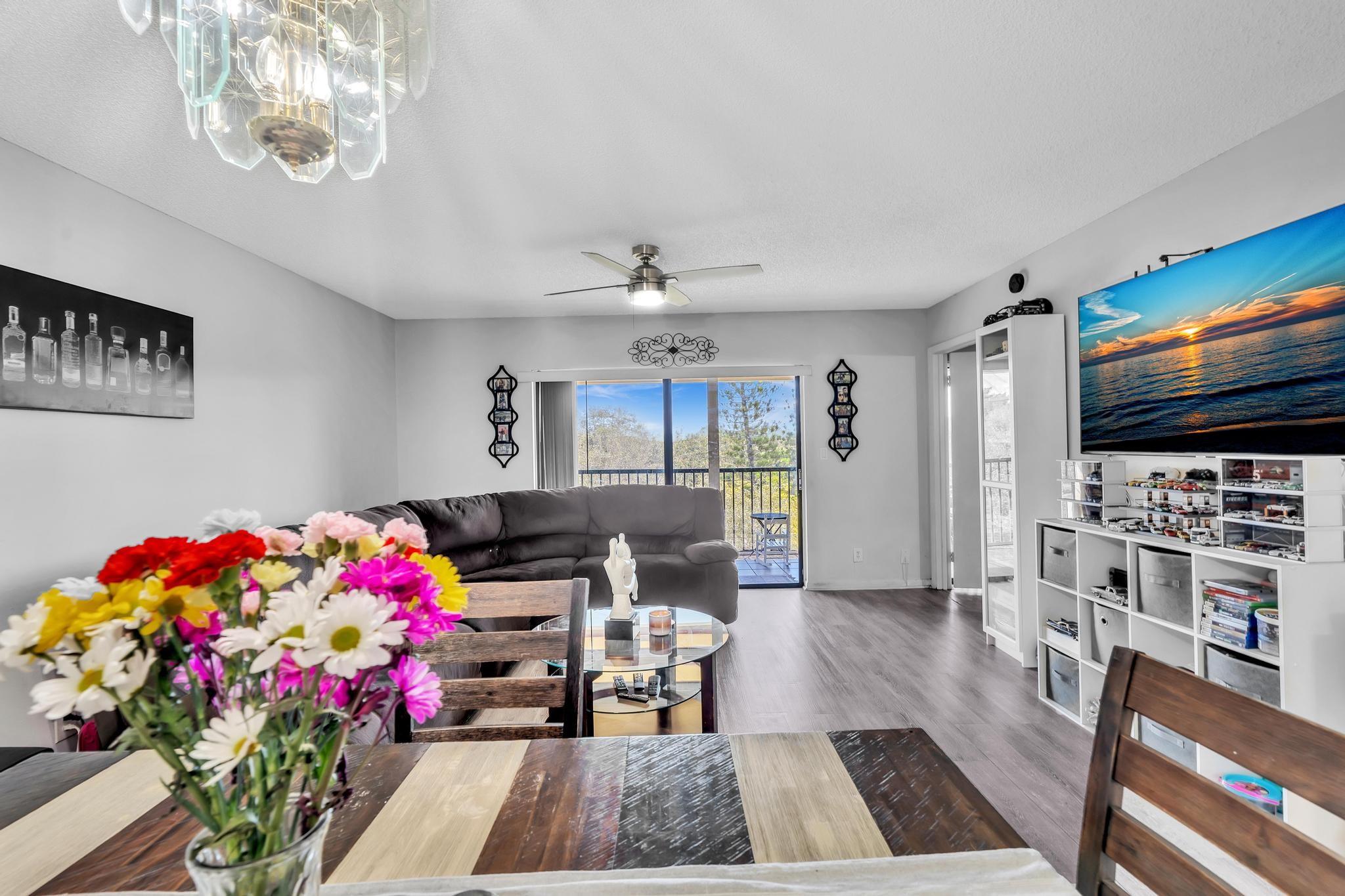 2091 Coral Ridge Drive N306, Coral Springs, FL 33071