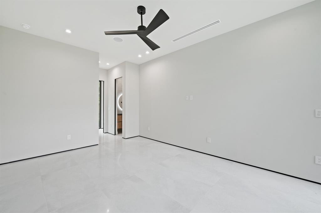 Photo for 709 NE 21st Drive, Wilton Manors, FL 33305 - Listing #FX-10429054 709 NE 21st Drive, Wilton Manors, FL 33305