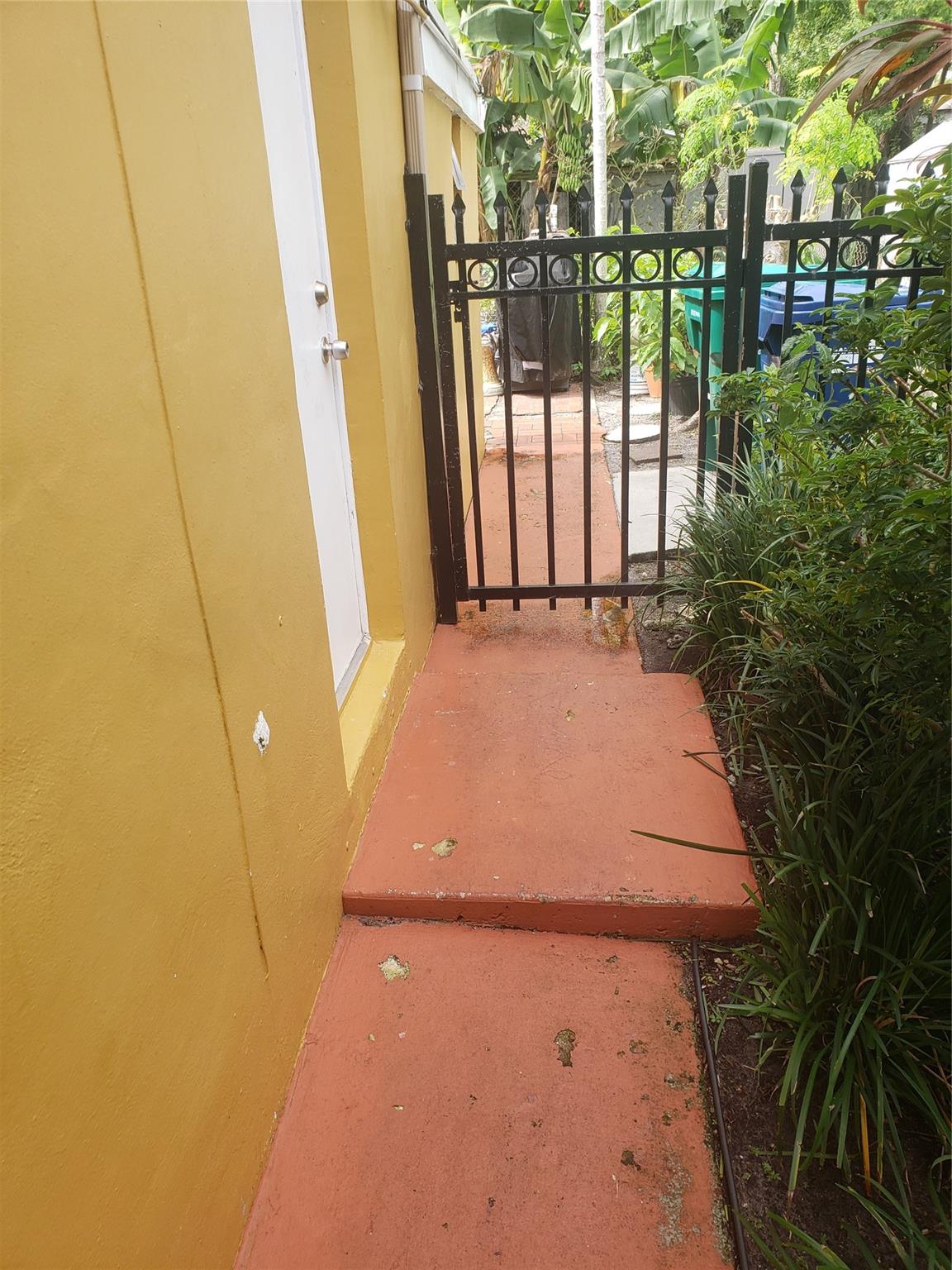 19720 NE 10th Court, Miami, FL 33179