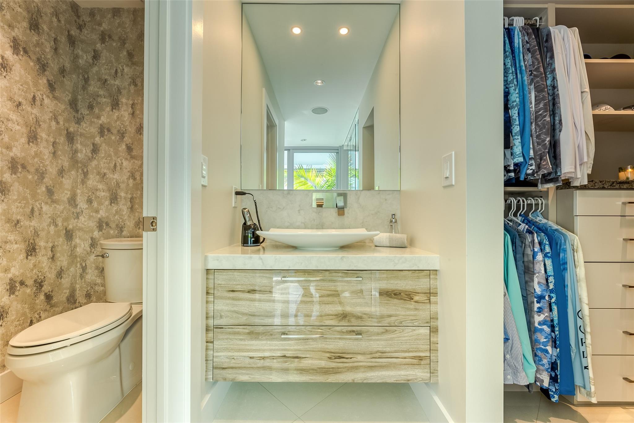 2200 Inlet Drive, Fort Lauderdale, FL 33316