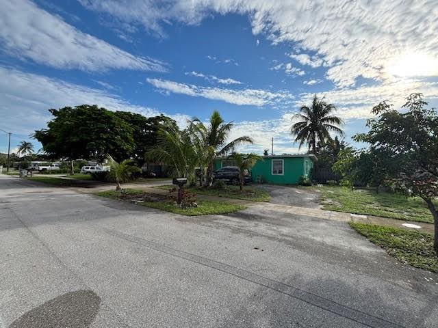 Photo for 4510 NE 14th Terrace, Pompano Beach, FL 33064 - listing #FX-10529008 4510 NE 14th Terrace, Pompano Beach, FL 33064