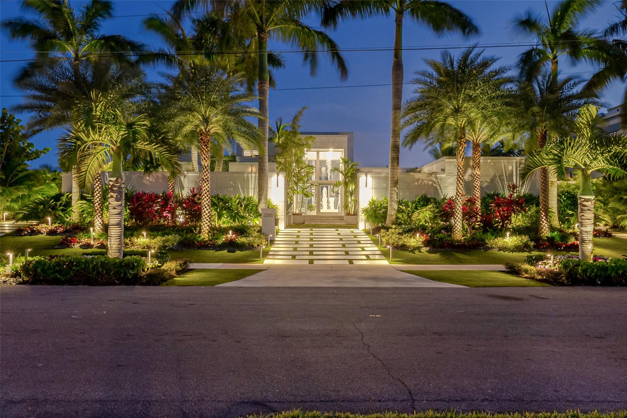 2200 Inlet Drive, Fort Lauderdale, FL 33316