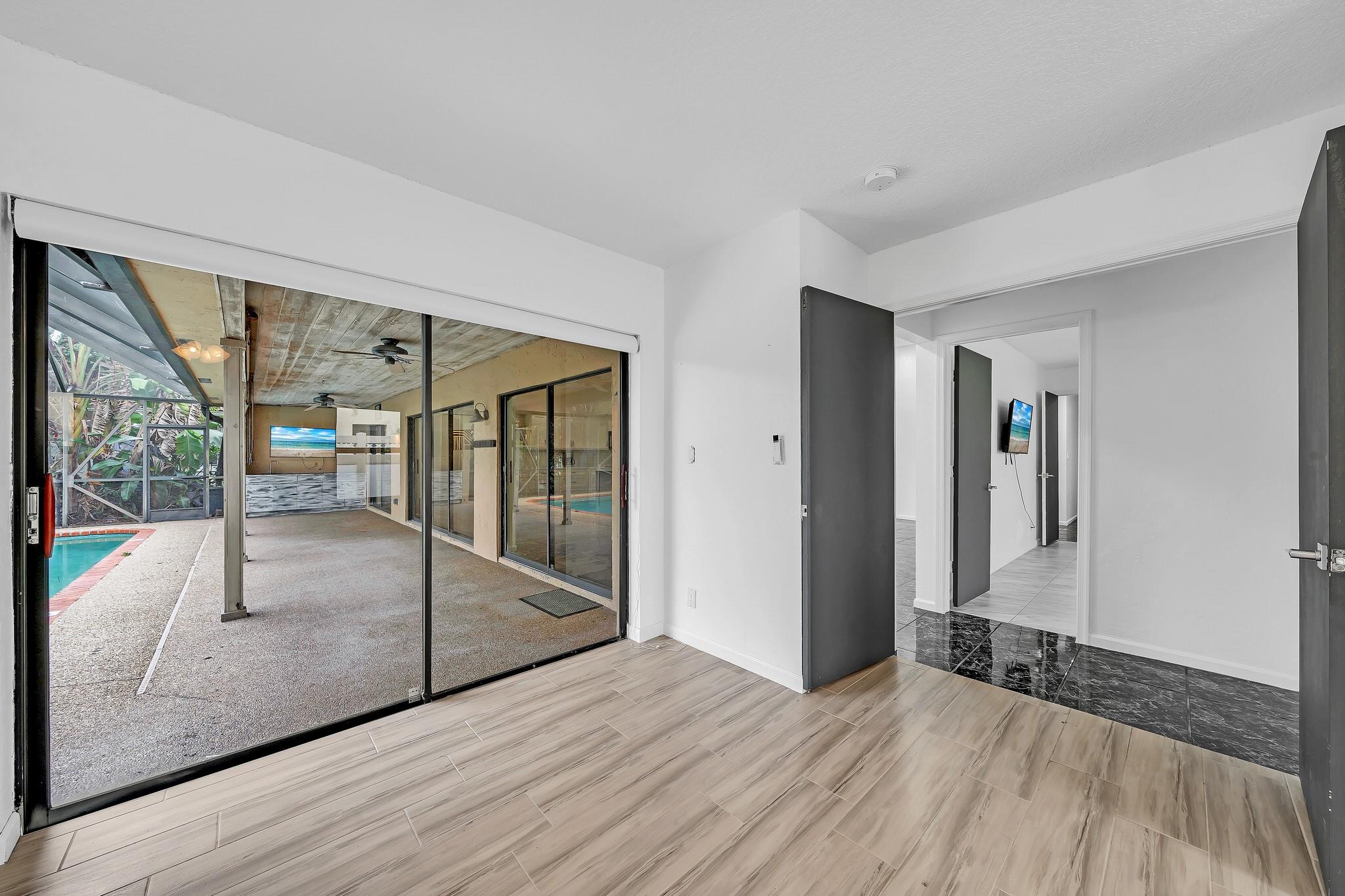 303 NW 105th Terrace, Coral Springs, FL 33071