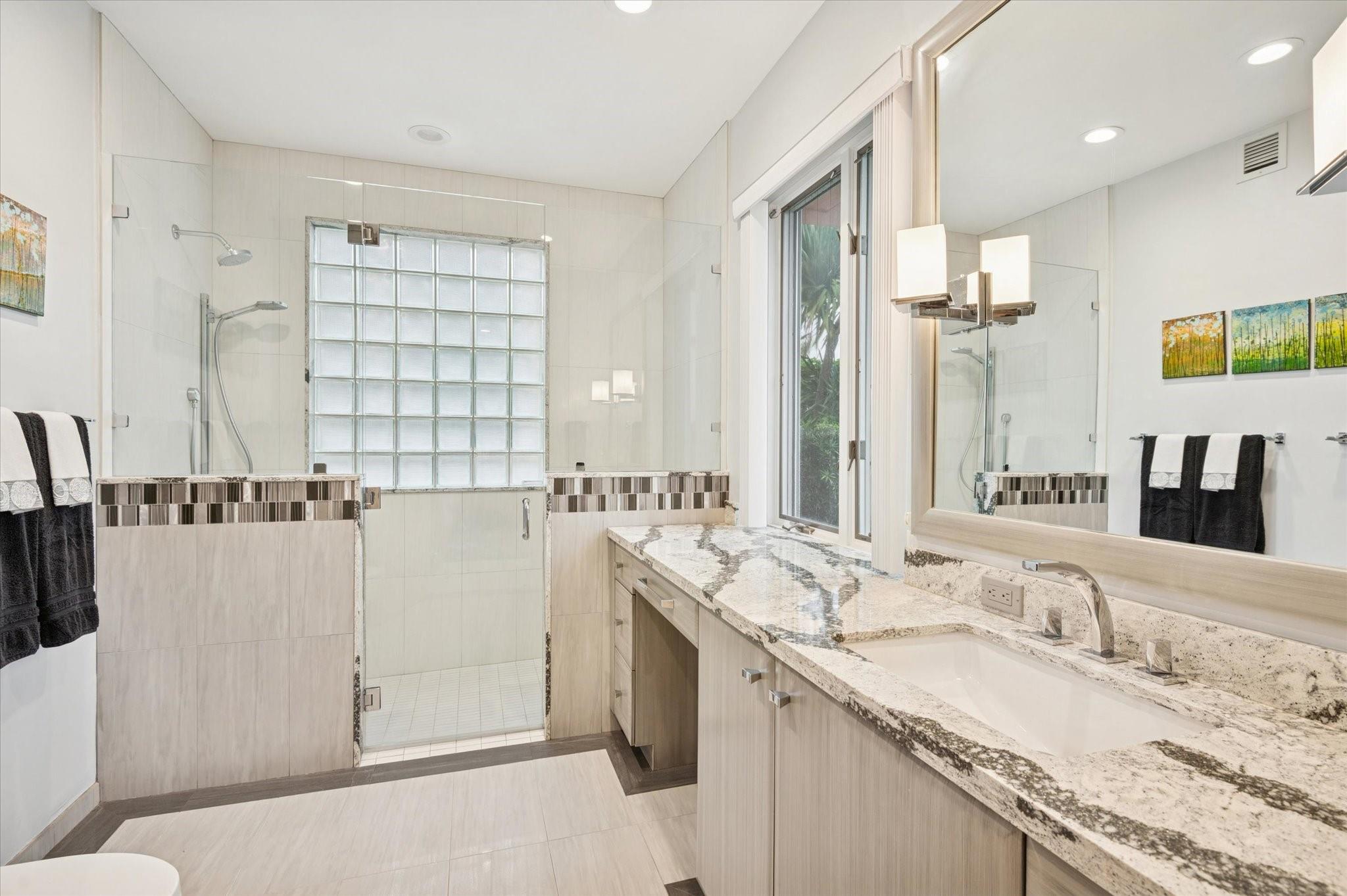 5 Isla Bahia Drive, Fort Lauderdale, FL 33316